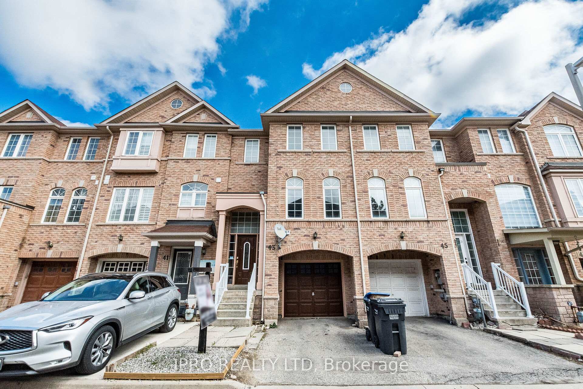 Front of 43 Axelrod Avenue