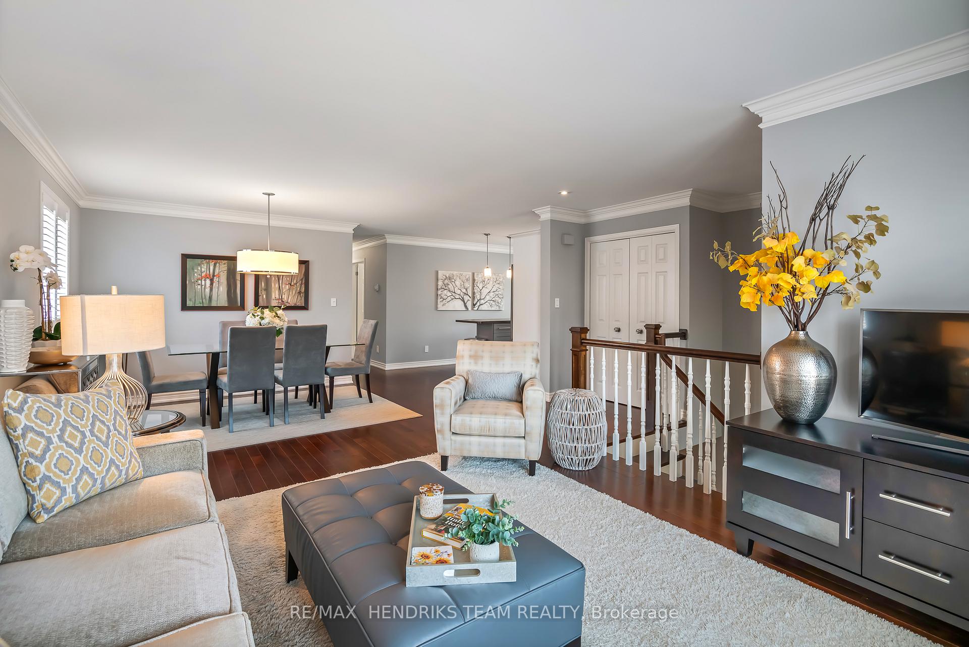 Photo 6 of 198 First Street Louth, St. Catharines, Grapeview — HOMEH