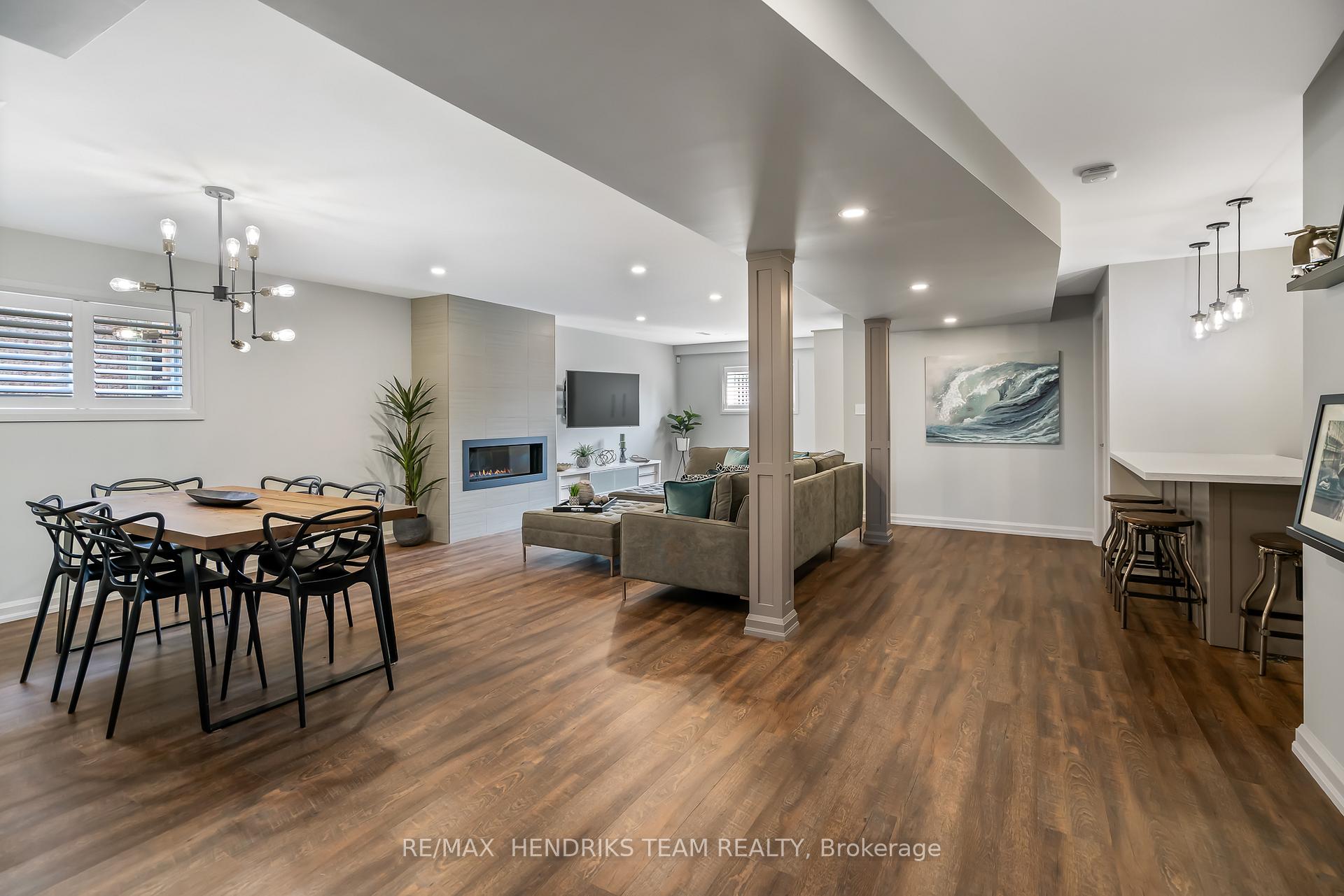 Photo 18 of 198 First Street Louth, St. Catharines, Grapeview — HOMEH