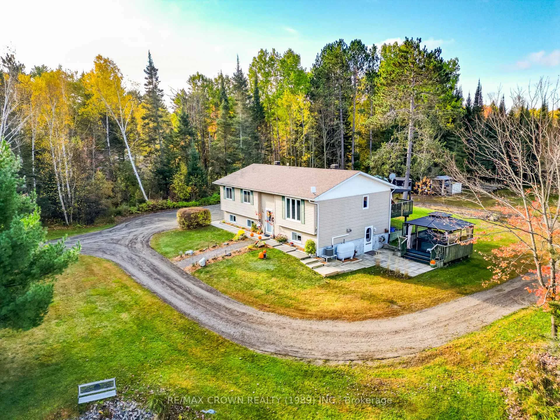 Photo 4 of 65 Byers Road, Callander — HOMEH