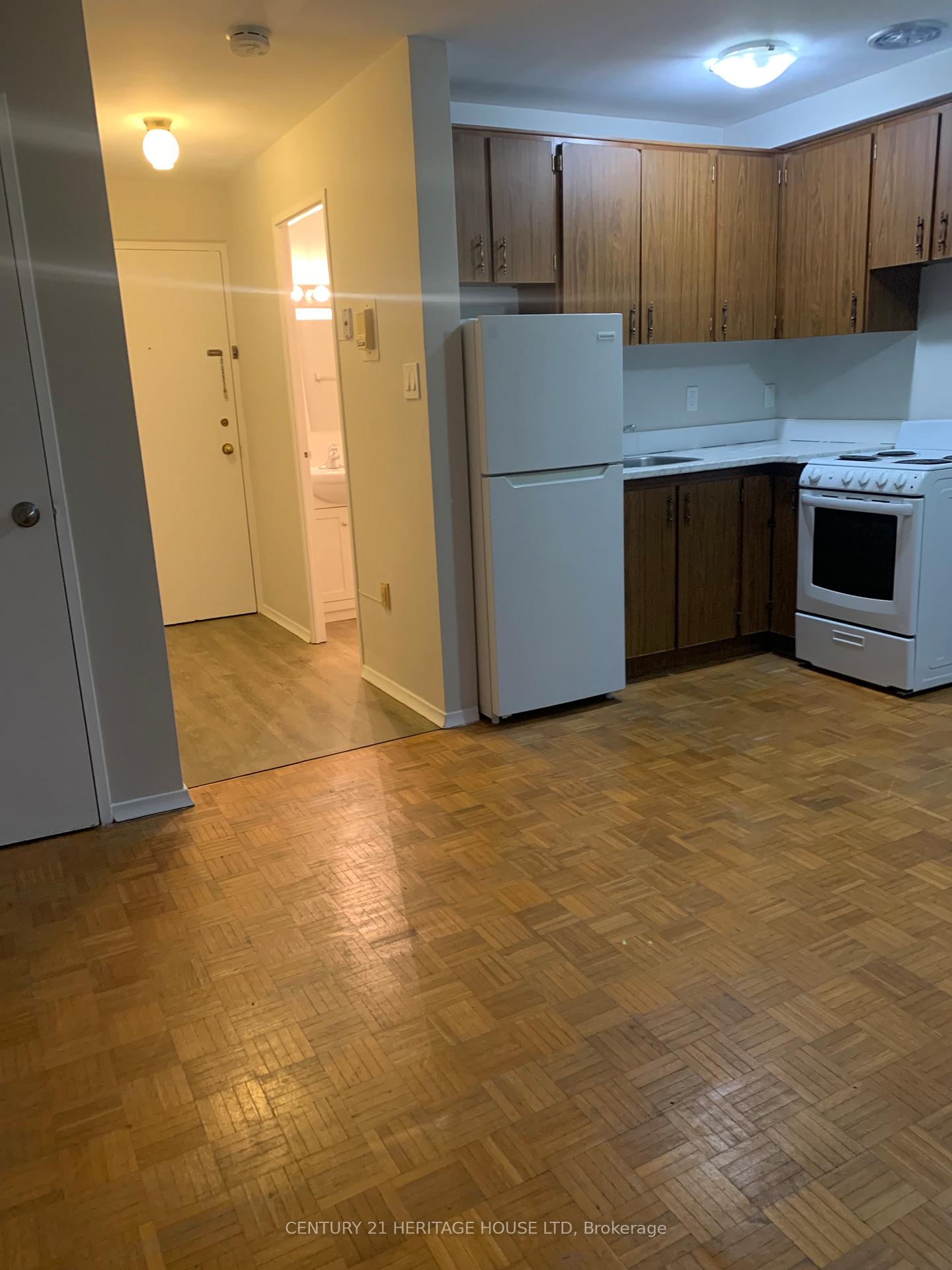 Photo 3 of Unit 303, 41 Parkside Drive, St. Thomas — HOMEH