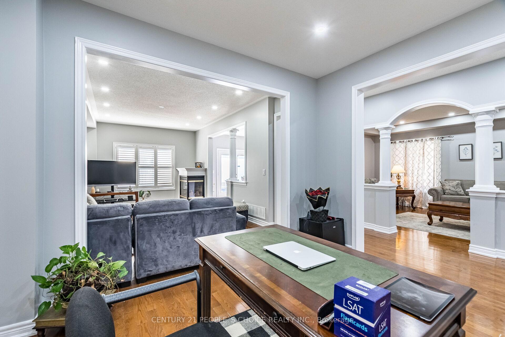 Photo 11 of 9 Mellowood Avenue, Brampton, Bram East — HOMEH