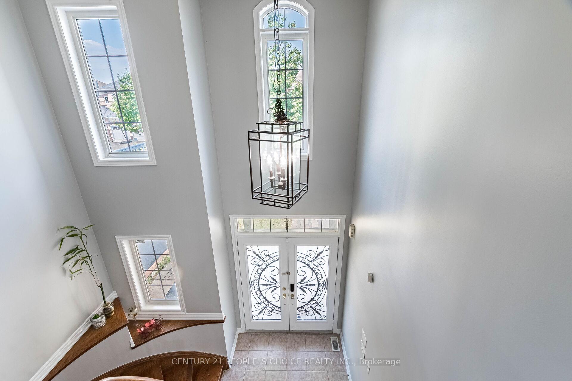 Photo 16 of 9 Mellowood Avenue, Brampton, Bram East — HOMEH