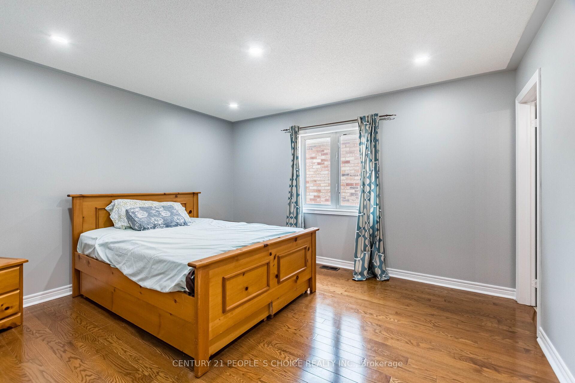Photo 31 of 9 Mellowood Avenue, Brampton, Bram East — HOMEH