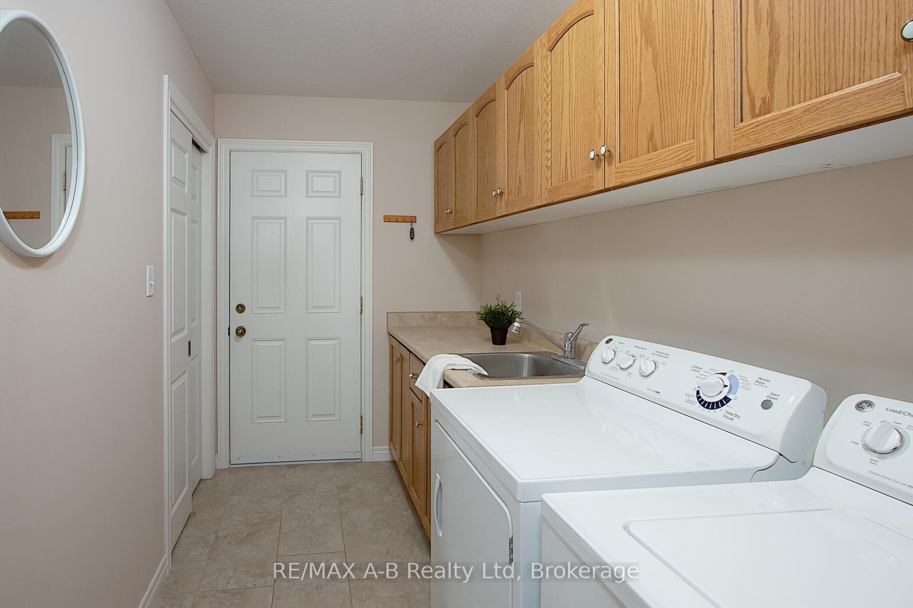 Photo 35 of Unit 3, 231 Napier Street, West Perth, Mitchell — HOMEH
