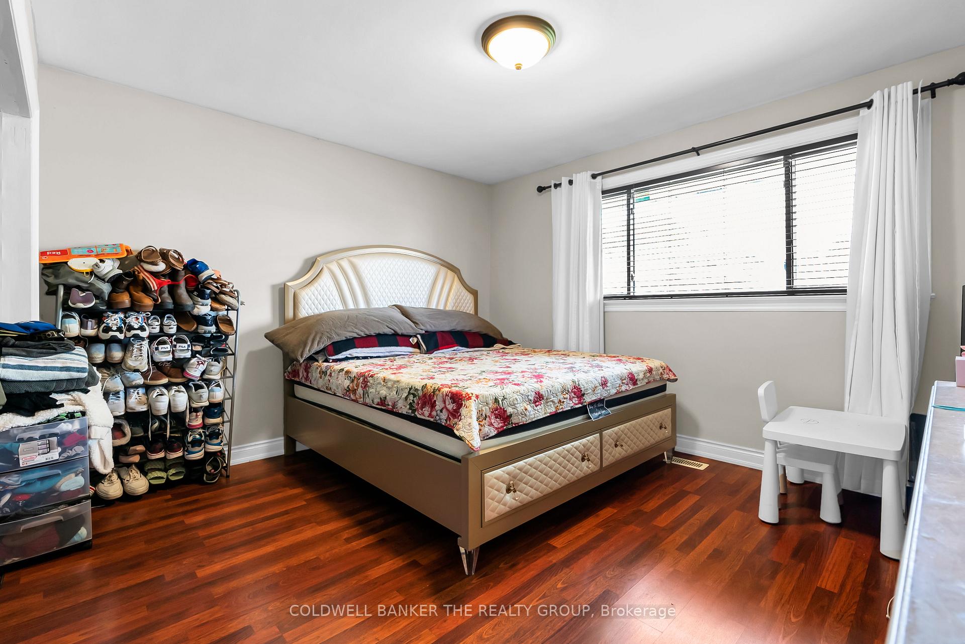 Photo 5 of 12 Sherwood Crescent, Brampton, Northwood Park — HOMEH