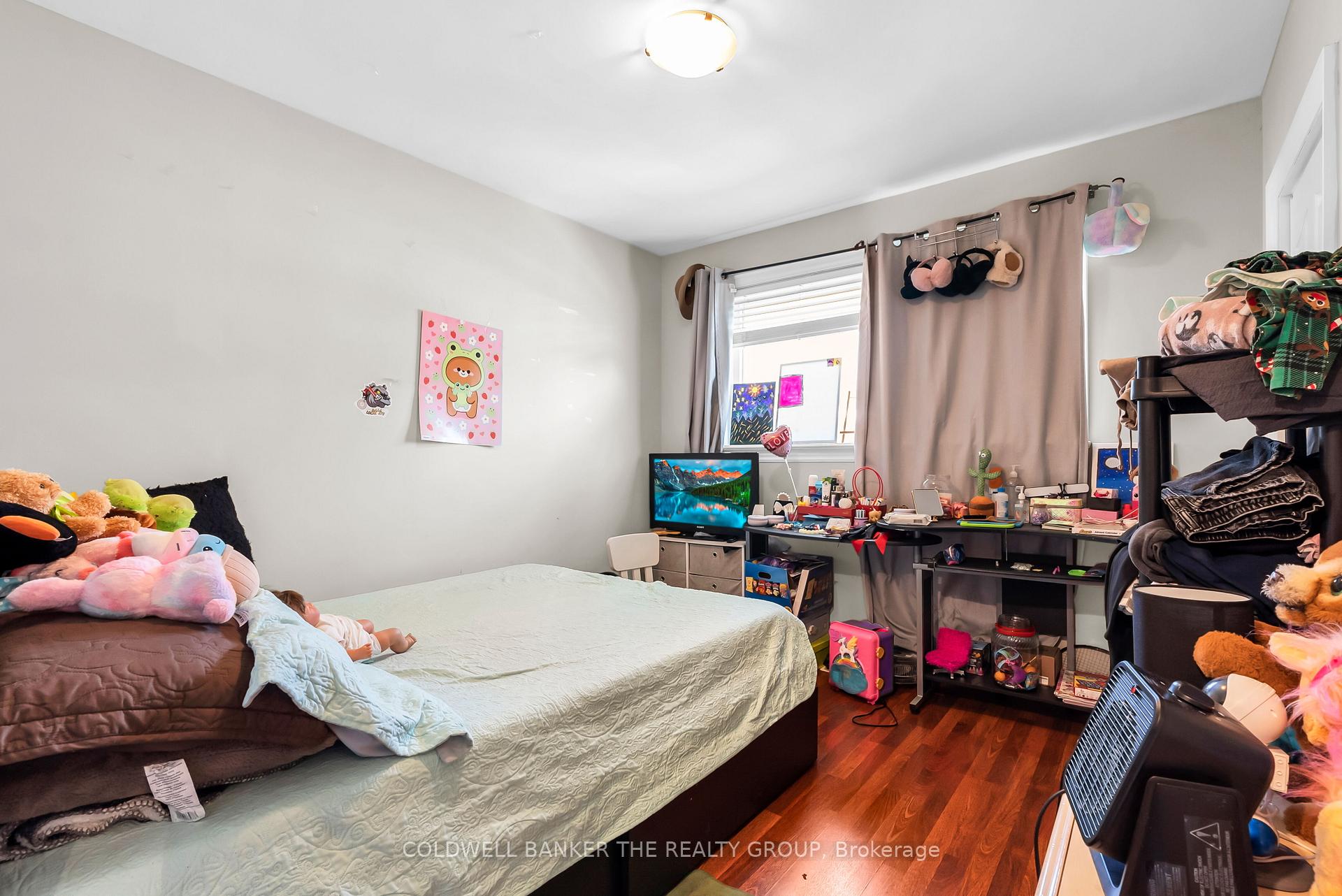 Photo 18 of 12 Sherwood Crescent, Brampton, Northwood Park — HOMEH
