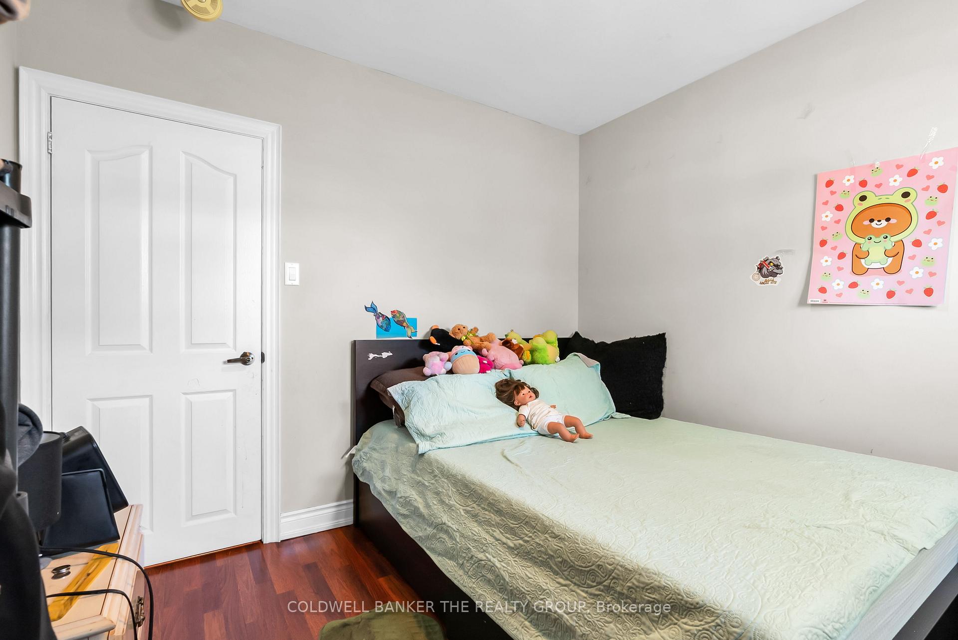Photo 14 of 12 Sherwood Crescent, Brampton, Northwood Park — HOMEH