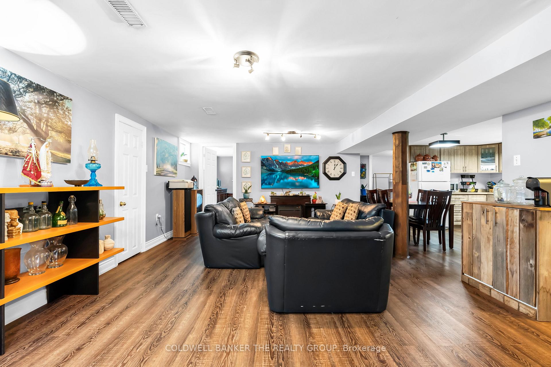 Photo 17 of 12 Sherwood Crescent, Brampton, Northwood Park — HOMEH