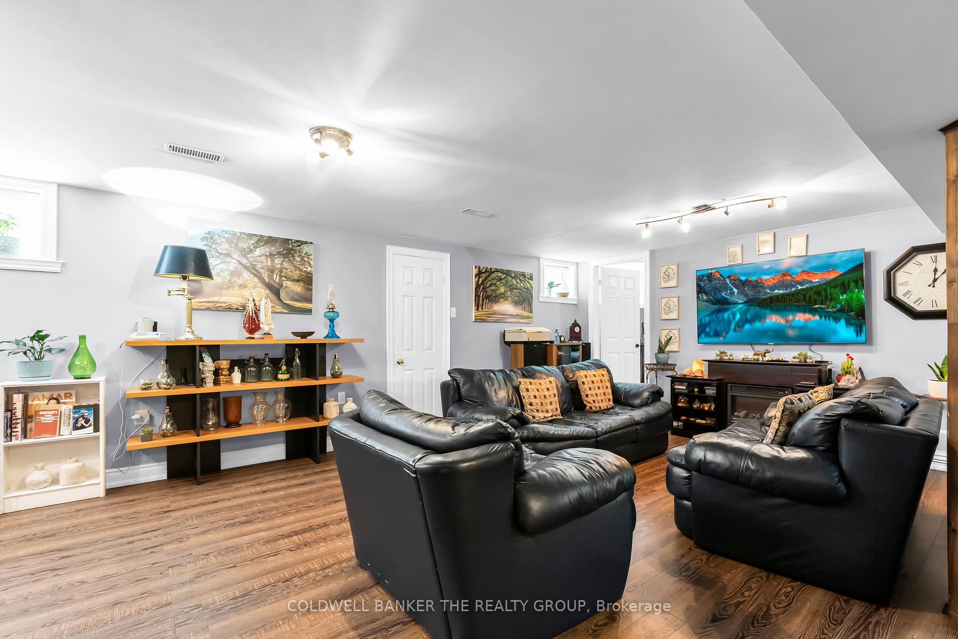 Photo 12 of 12 Sherwood Crescent, Brampton, Northwood Park — HOMEH