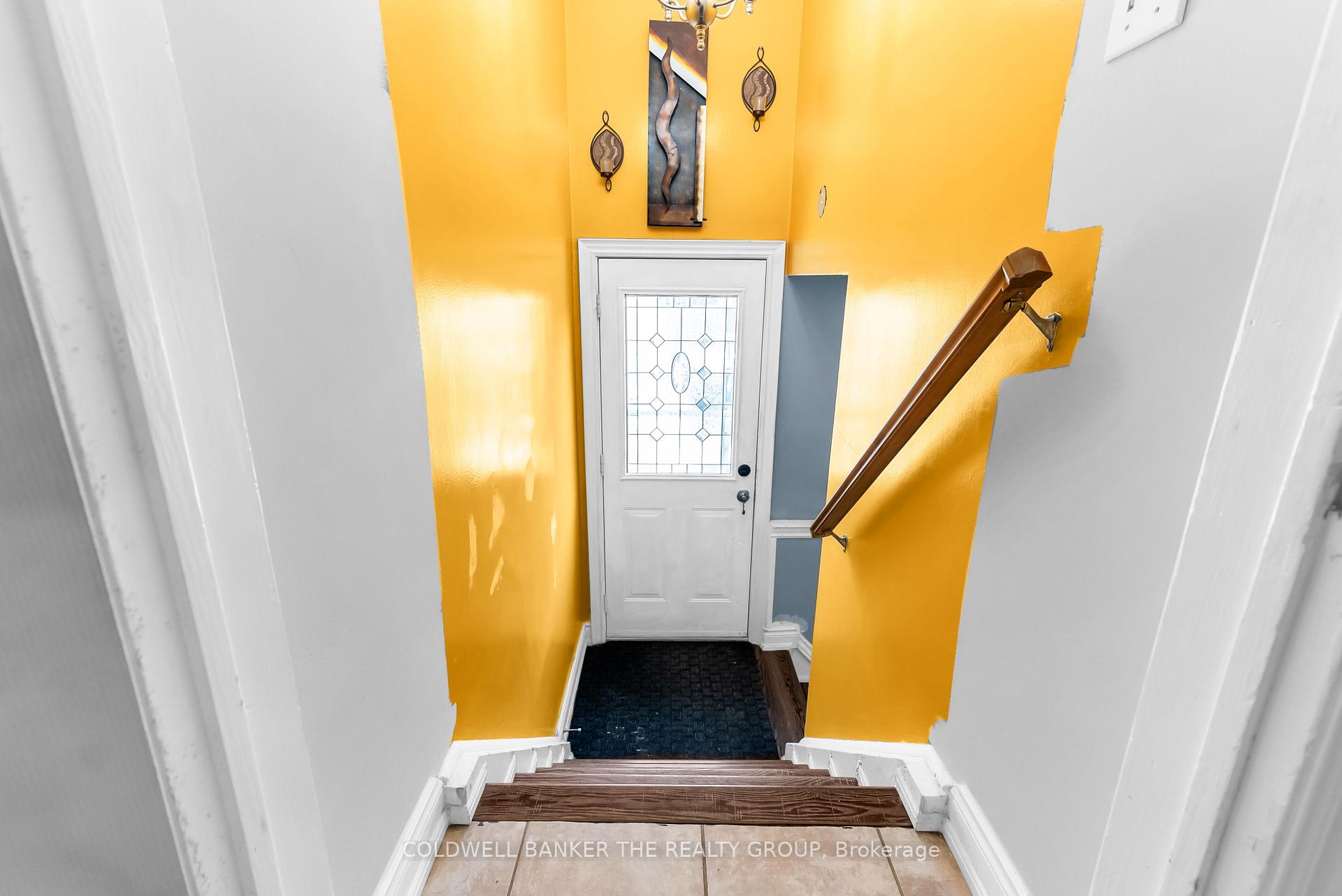 Photo 25 of 12 Sherwood Crescent, Brampton, Northwood Park — HOMEH