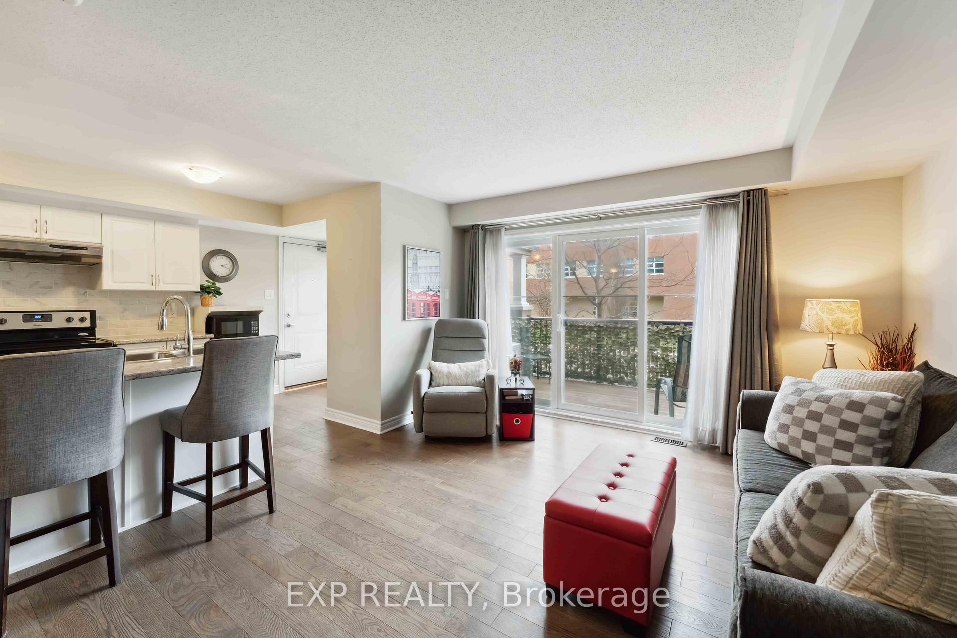 Photo 7 of 486 Clearbrook Drive, Ottawa, Barrhaven - Strandherd — HOMEH