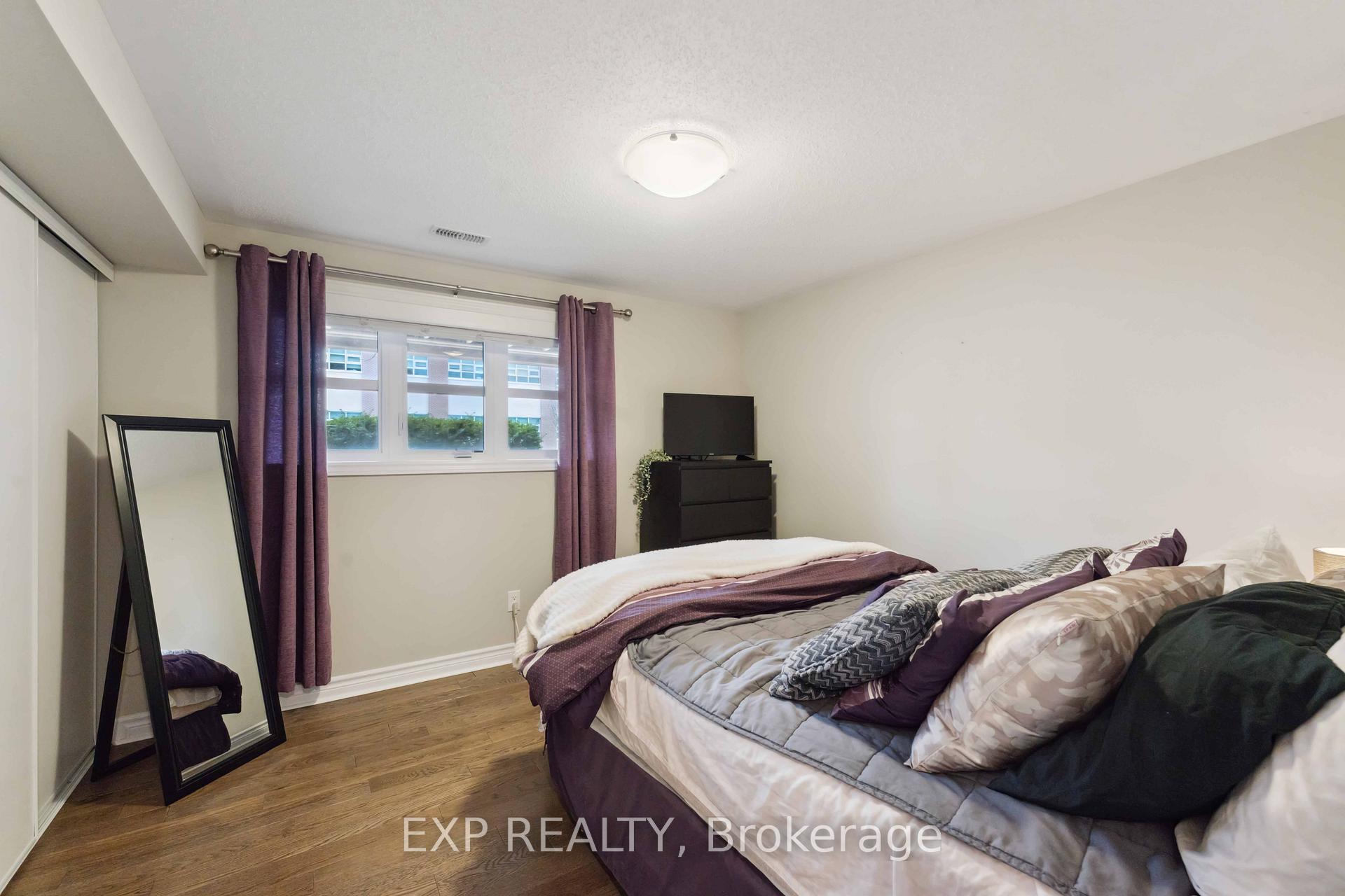 Photo 13 of 486 Clearbrook Drive, Ottawa, Barrhaven - Strandherd — HOMEH