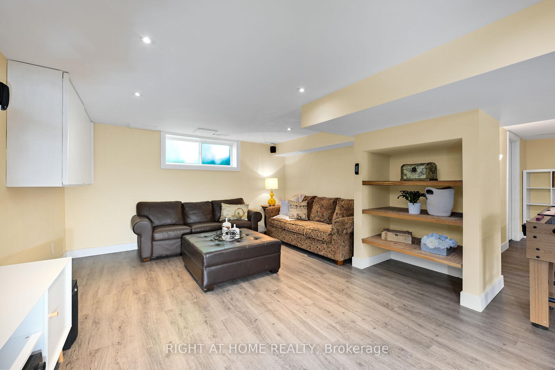 Photo 30 of 307 8th Concession Road E, Hamilton, Rural Flamborough — HOMEH