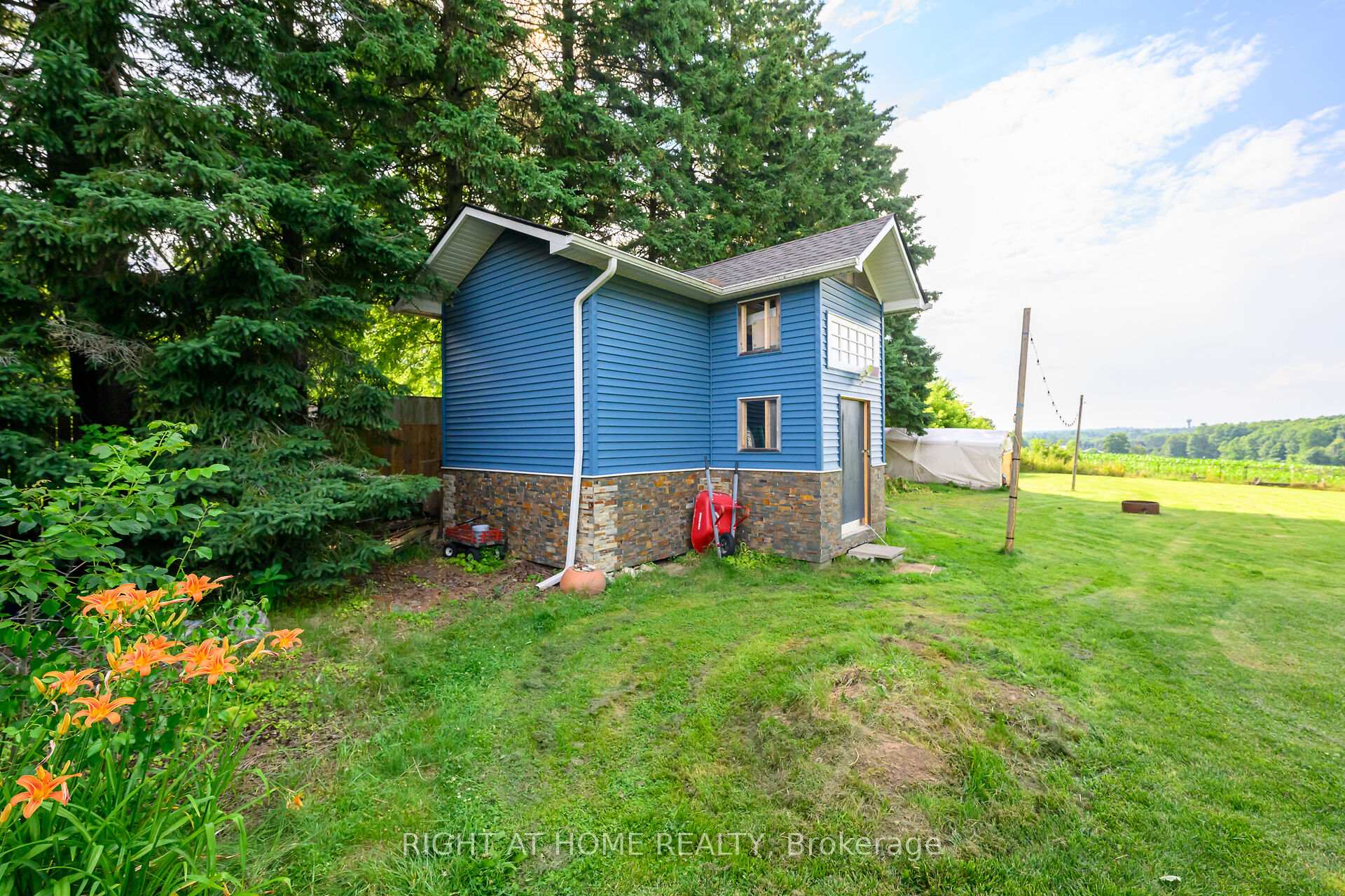 Photo 45 of 307 8th Concession Road E, Hamilton, Rural Flamborough — HOMEH