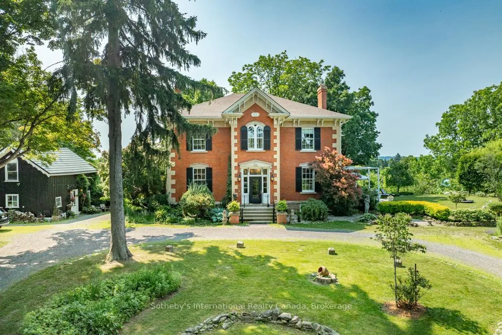 Front of 22 Hauser Place