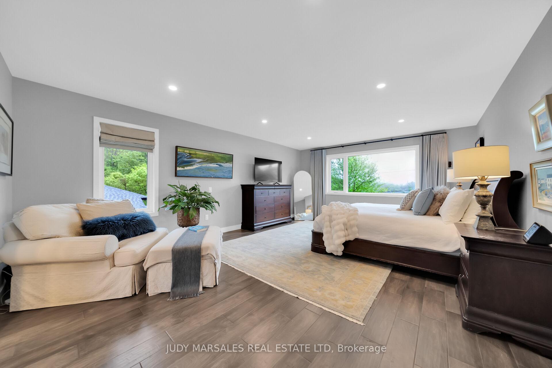 Photo 22 of 36 Parkside Avenue, Hamilton, Dundas — HOMEH