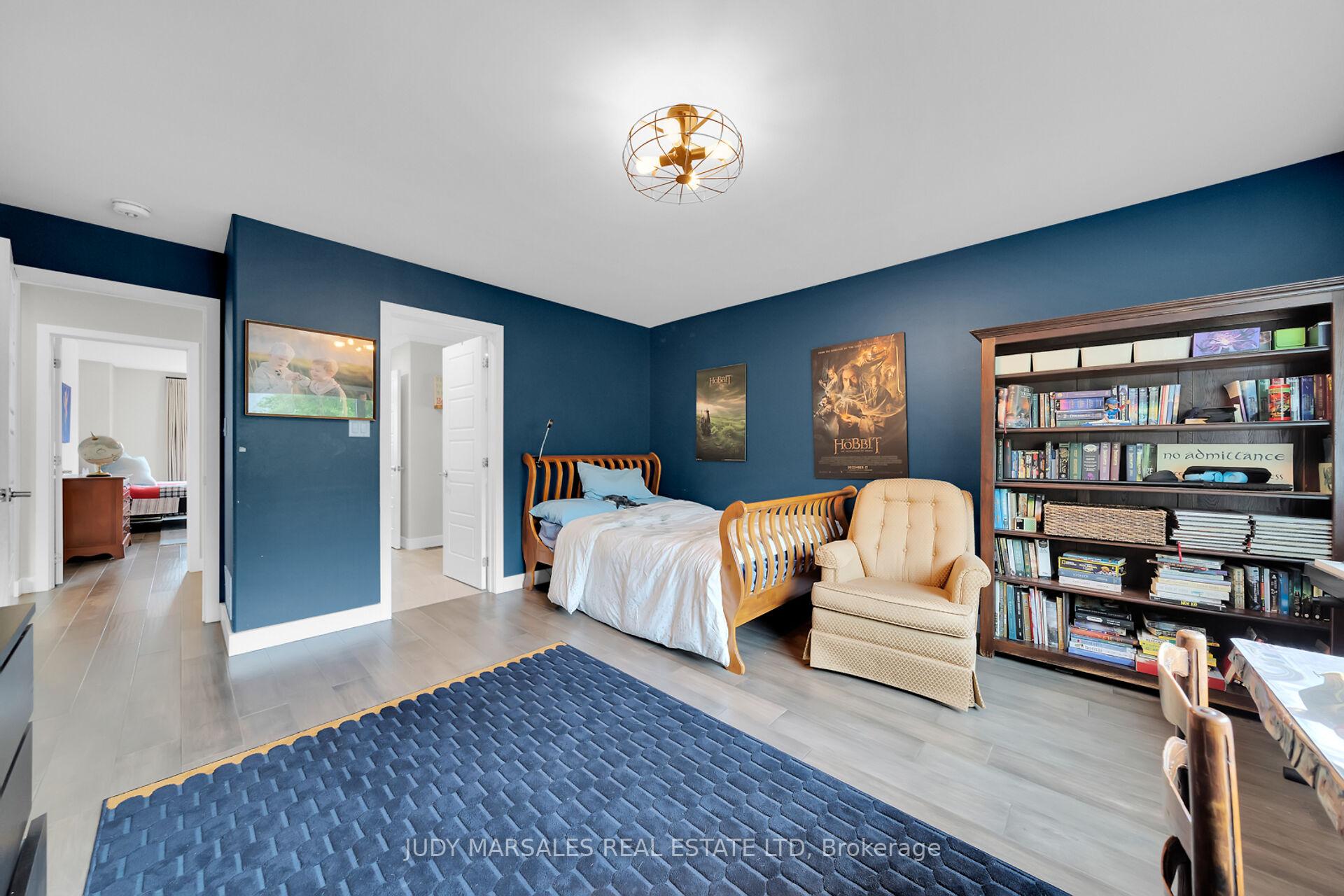 Photo 27 of 36 Parkside Avenue, Hamilton, Dundas — HOMEH