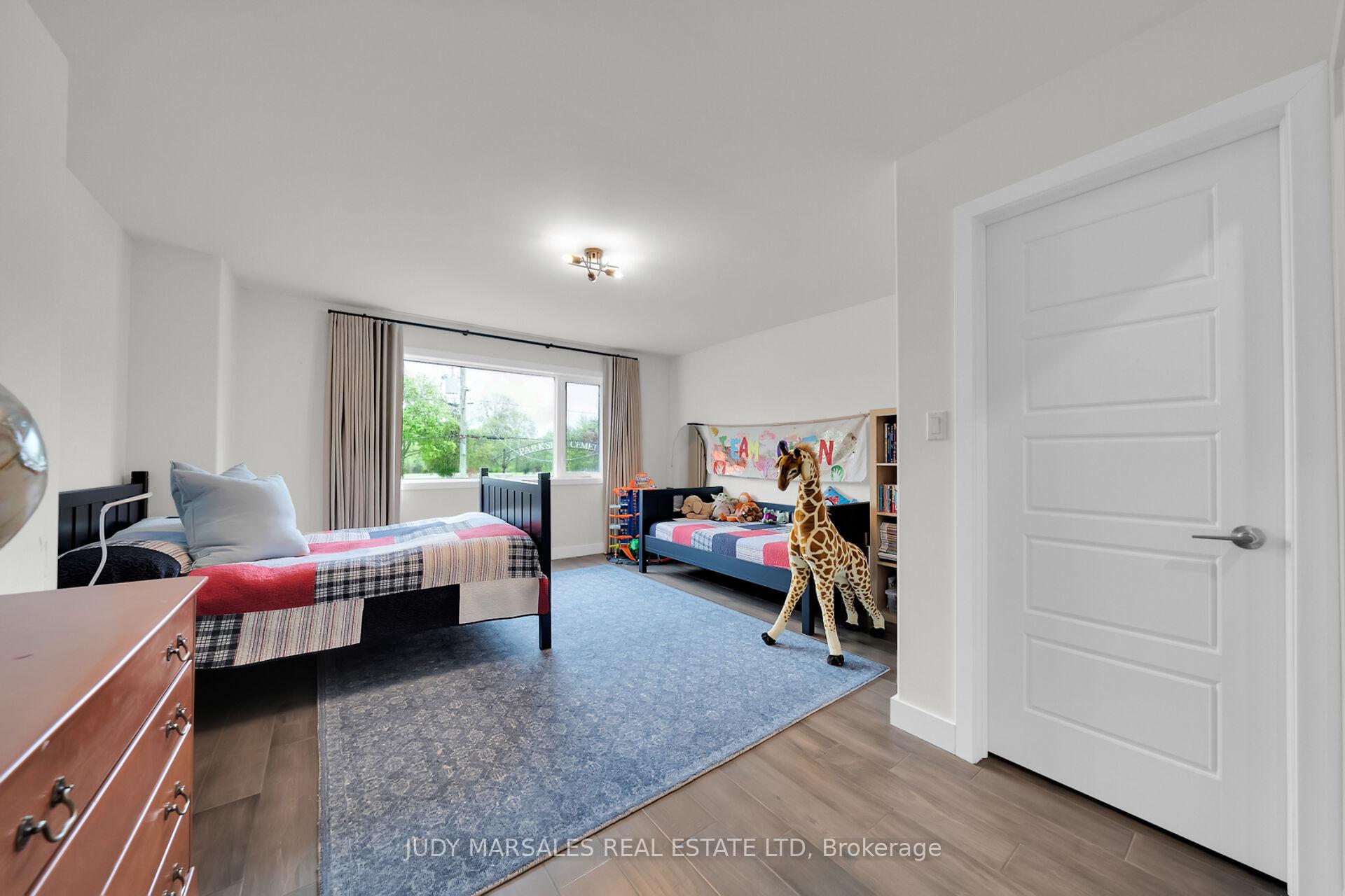 Photo 30 of 36 Parkside Avenue, Hamilton, Dundas — HOMEH