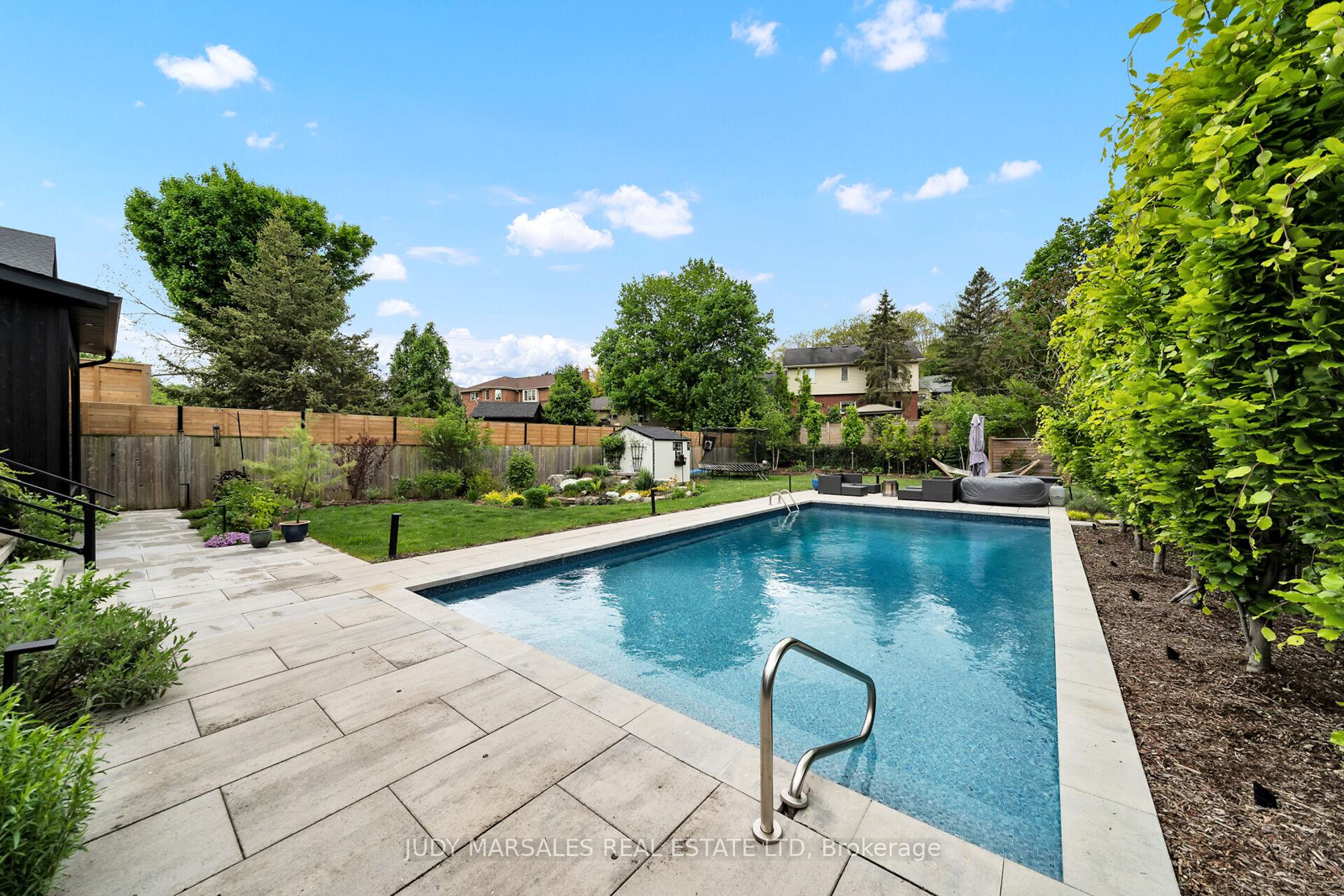 Photo 42 of 36 Parkside Avenue, Hamilton, Dundas — HOMEH