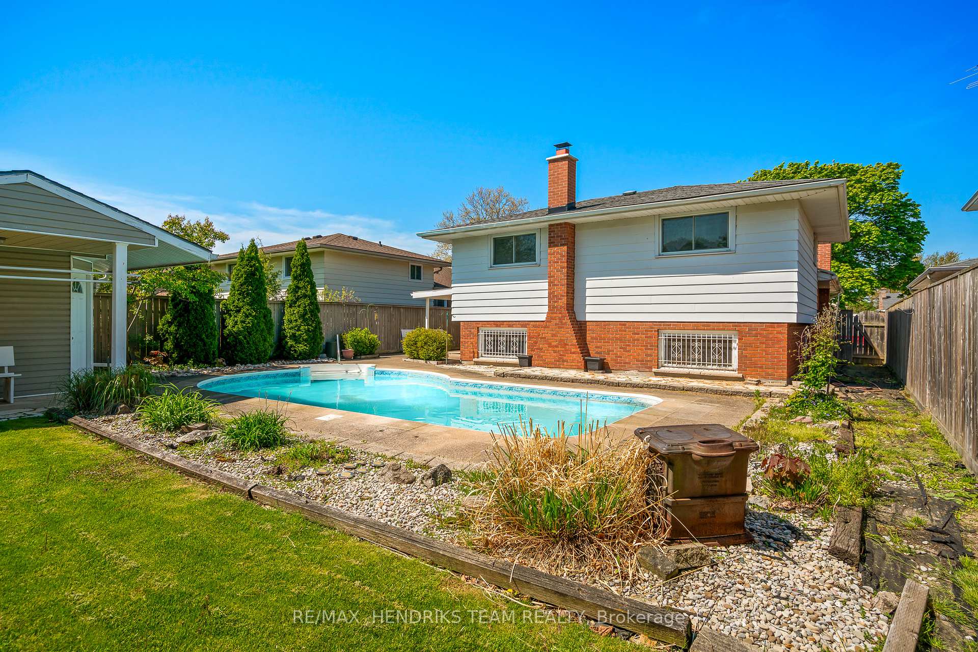 Photo 64 of 8 Dolly Circle, St. Catharines, Secord Woods — HOMEH