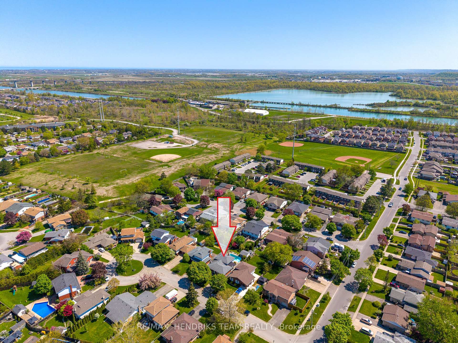 Photo 71 of 8 Dolly Circle, St. Catharines, Secord Woods — HOMEH