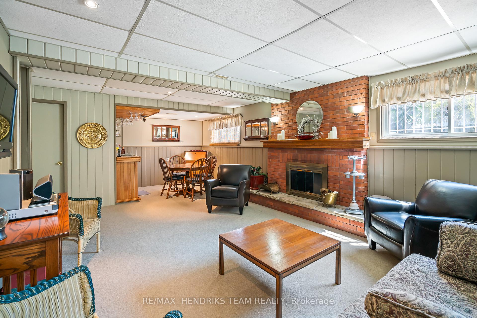 Photo 19 of 8 Dolly Circle, St. Catharines, Secord Woods — HOMEH