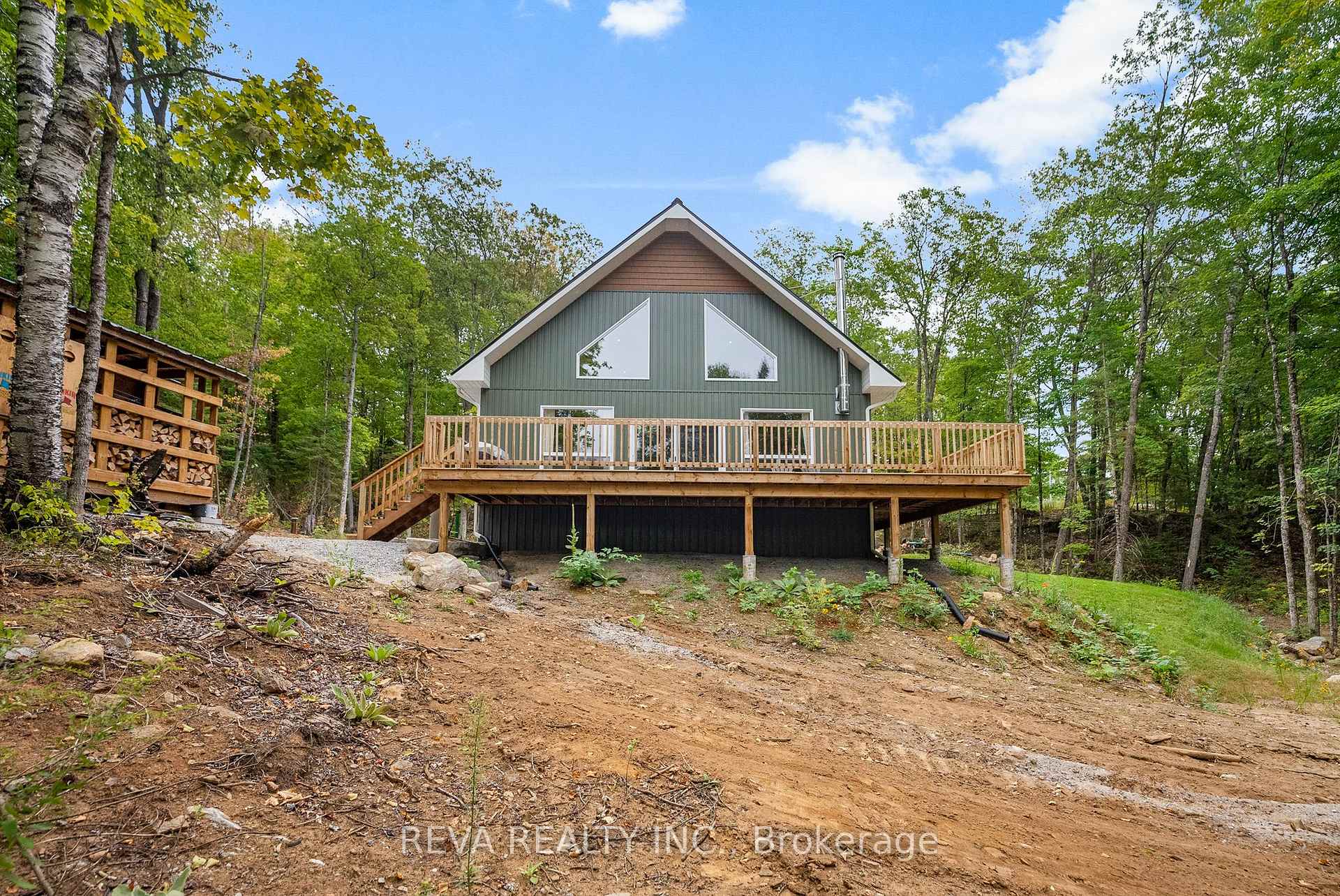 Photo 21 of 864 Jeffrey Lake Road, Faraday — HOMEH