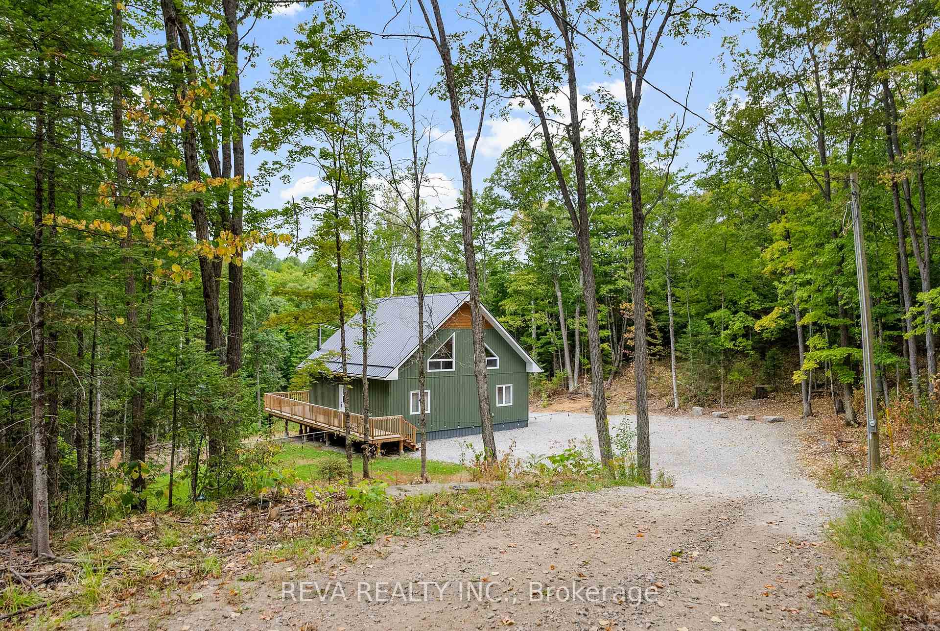 Photo 25 of 864 Jeffrey Lake Road, Faraday — HOMEH