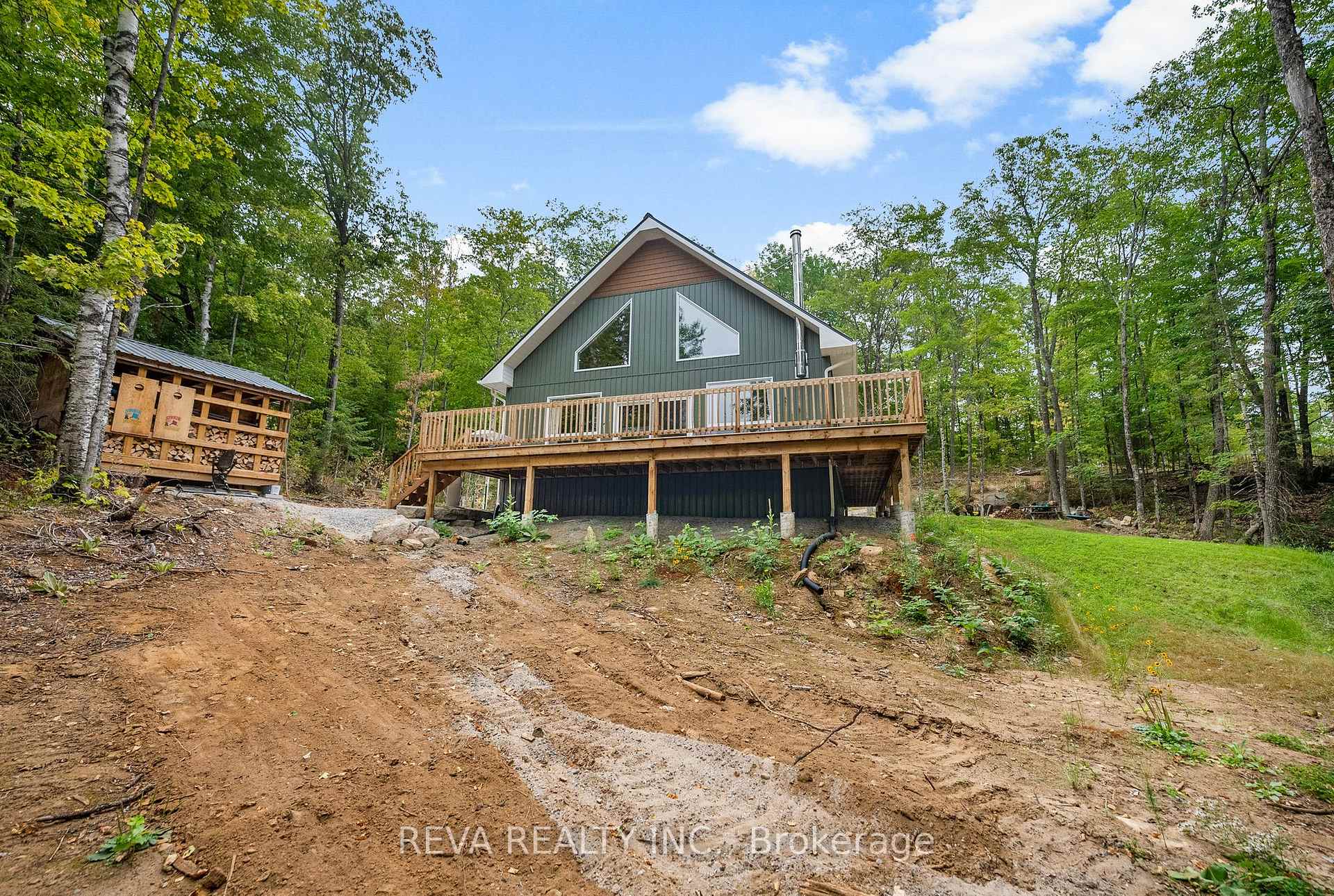 Photo 26 of 864 Jeffrey Lake Road, Faraday — HOMEH