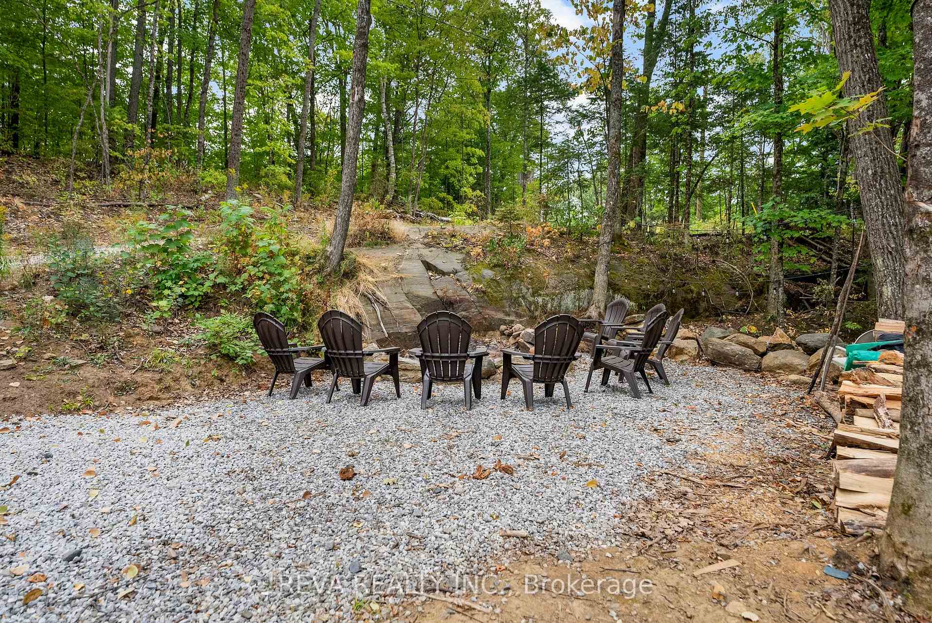 Photo 27 of 864 Jeffrey Lake Road, Faraday — HOMEH