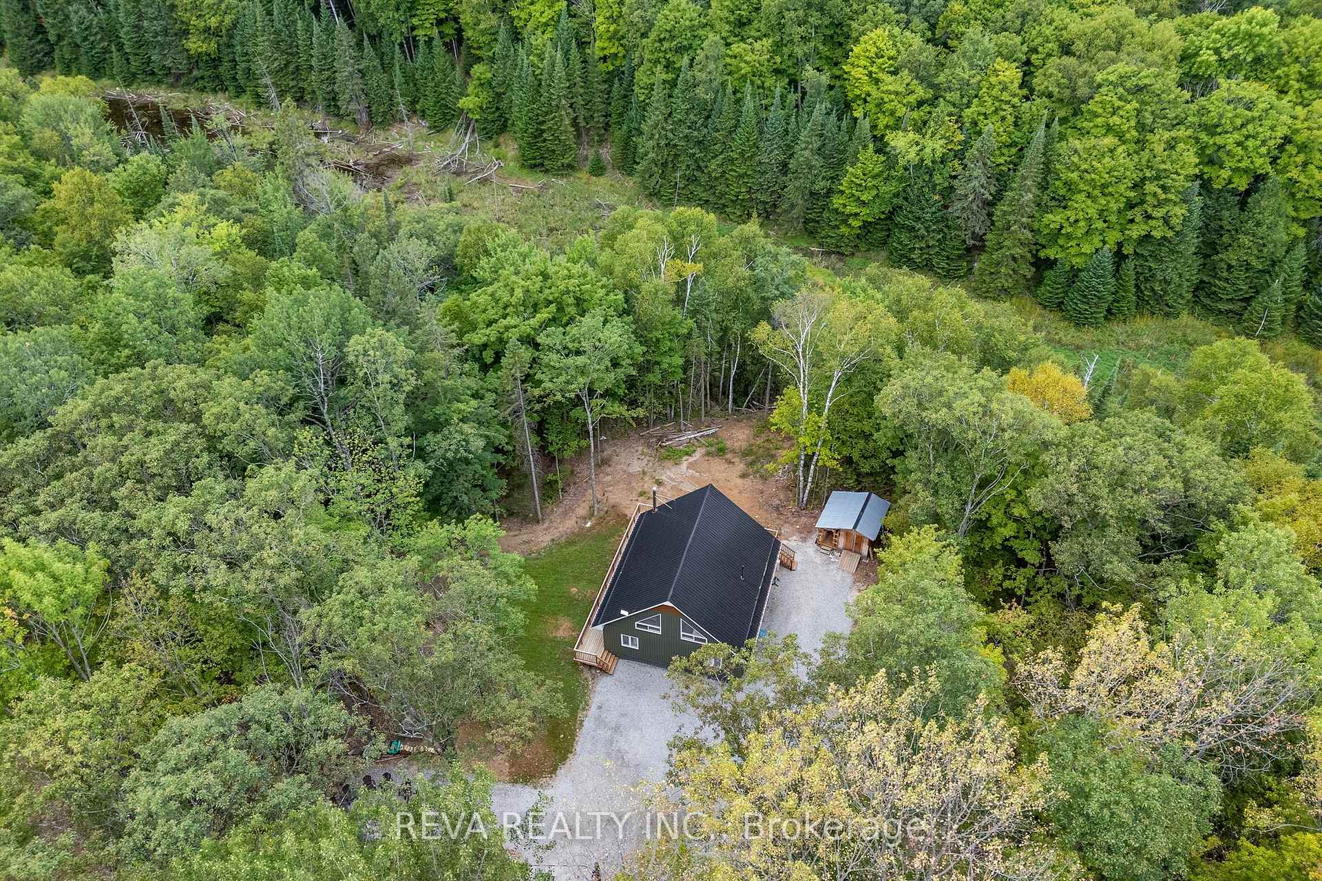 Photo 31 of 864 Jeffrey Lake Road, Faraday — HOMEH