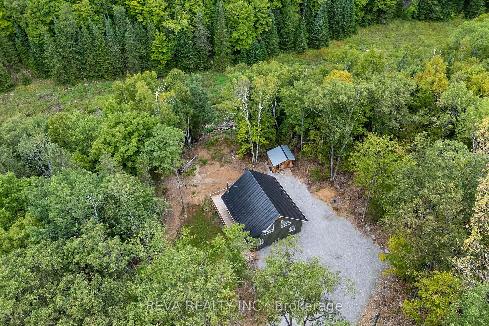 Photo 32 of 864 Jeffrey Lake Road, Faraday — HOMEH