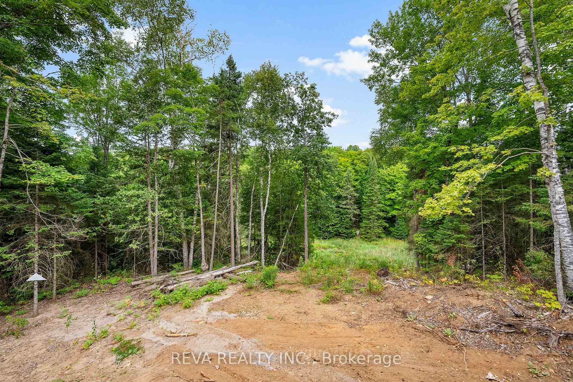 Photo 36 of 864 Jeffrey Lake Road, Faraday — HOMEH