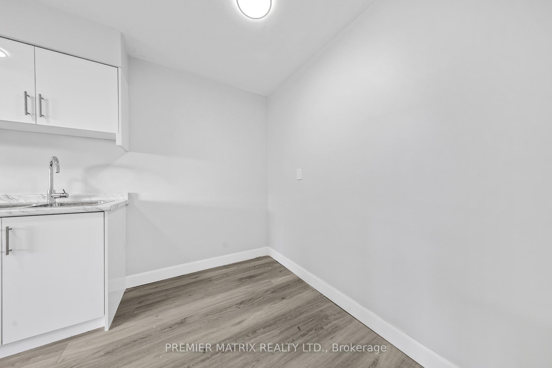 Photo 15 of Unit 1015, 65 Thorncliffe Park Drive, Toronto, Thorncliffe Park — HOMEH