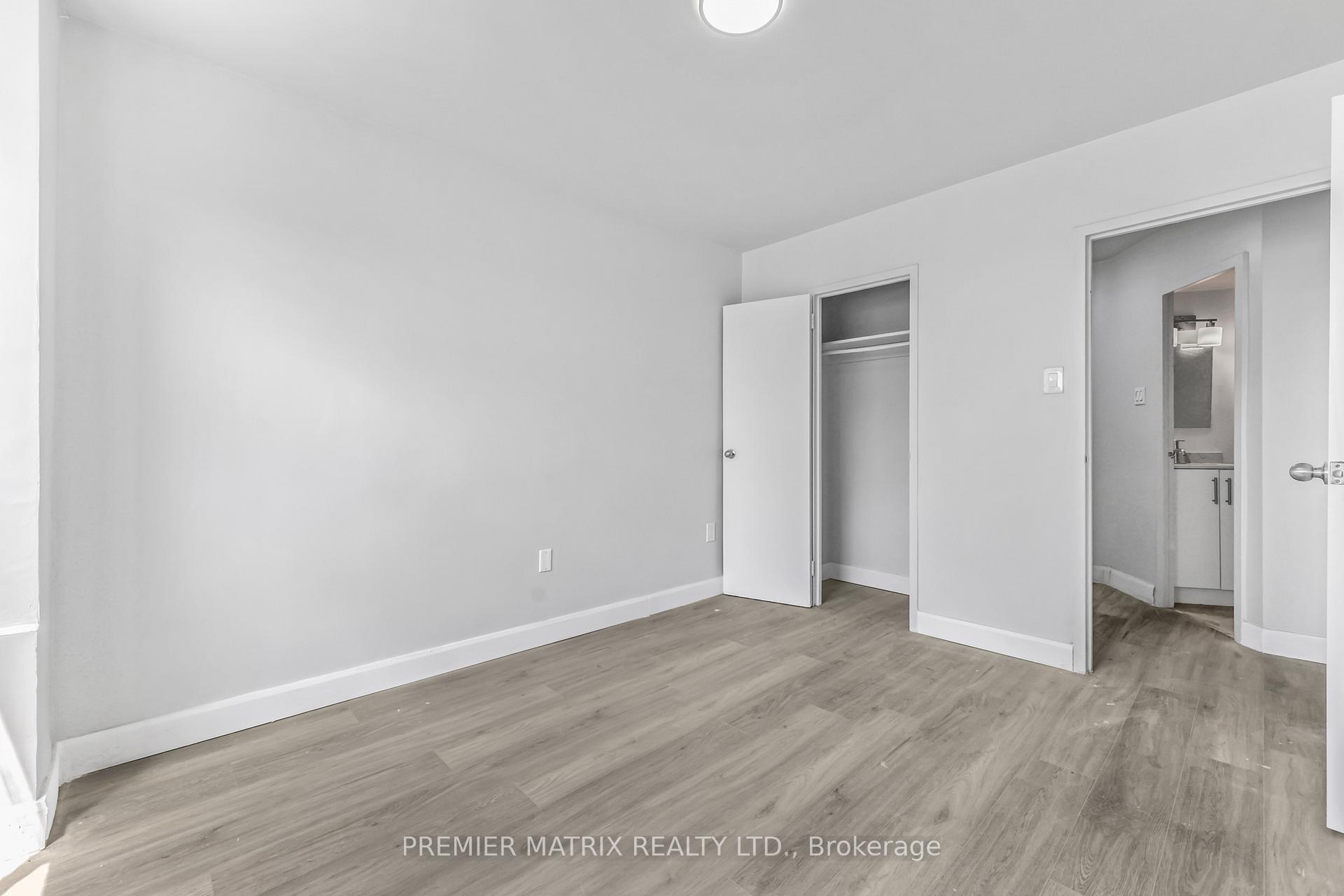 Photo 18 of Unit 1015, 65 Thorncliffe Park Drive, Toronto, Thorncliffe Park — HOMEH