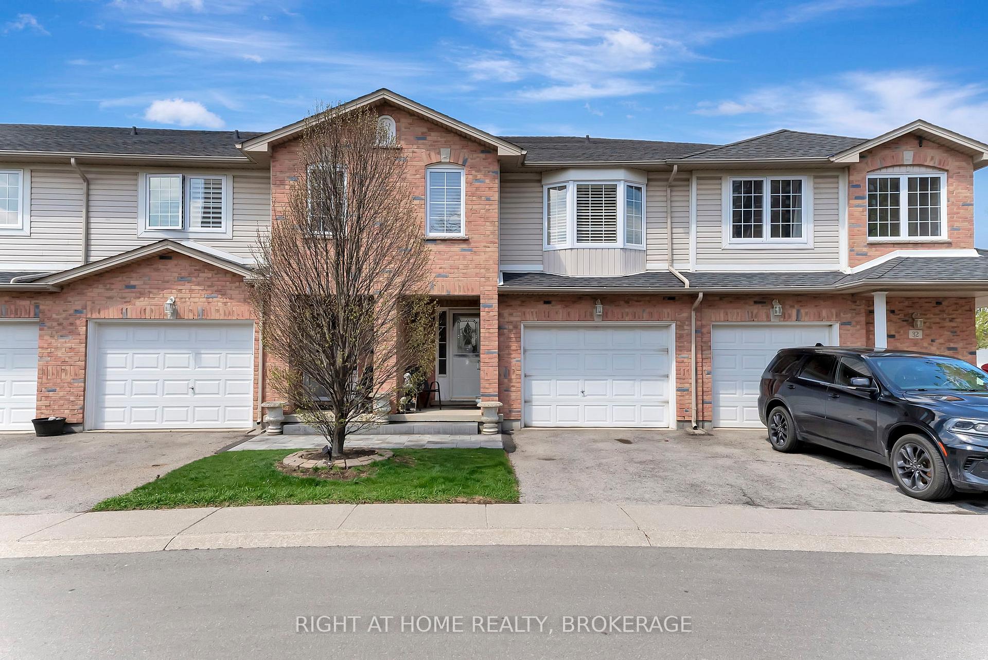Photo 4 of Unit 33, 485 Green Road, Hamilton, Lakeshore — HOMEH