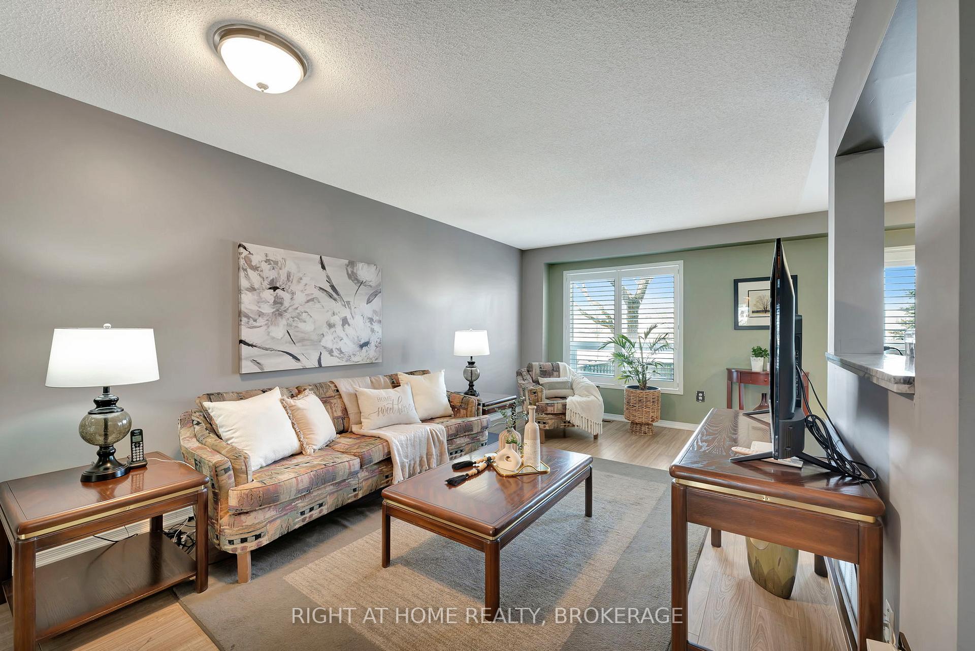 Photo 8 of Unit 33, 485 Green Road, Hamilton, Lakeshore — HOMEH