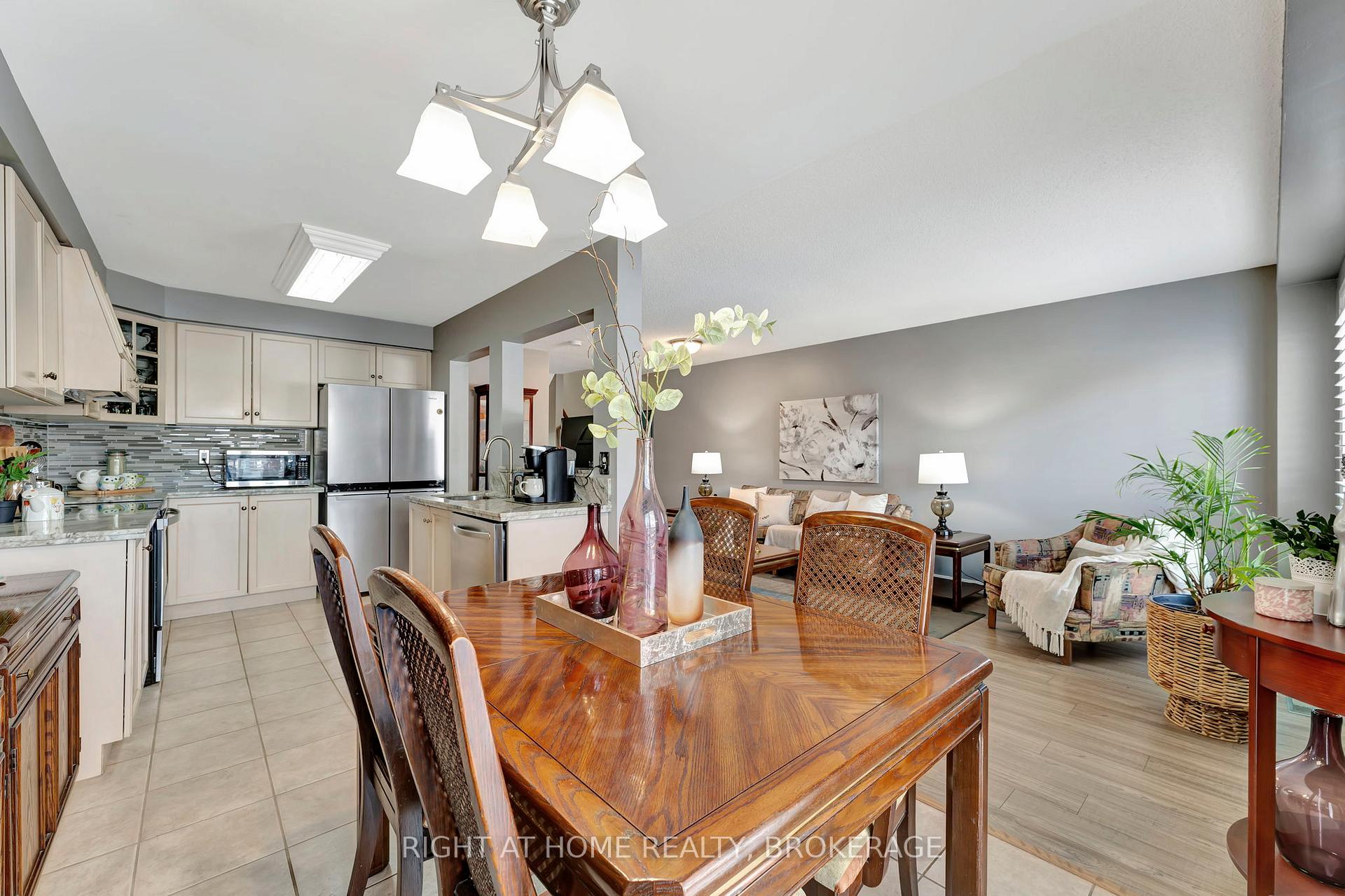 Photo 16 of Unit 33, 485 Green Road, Hamilton, Lakeshore — HOMEH