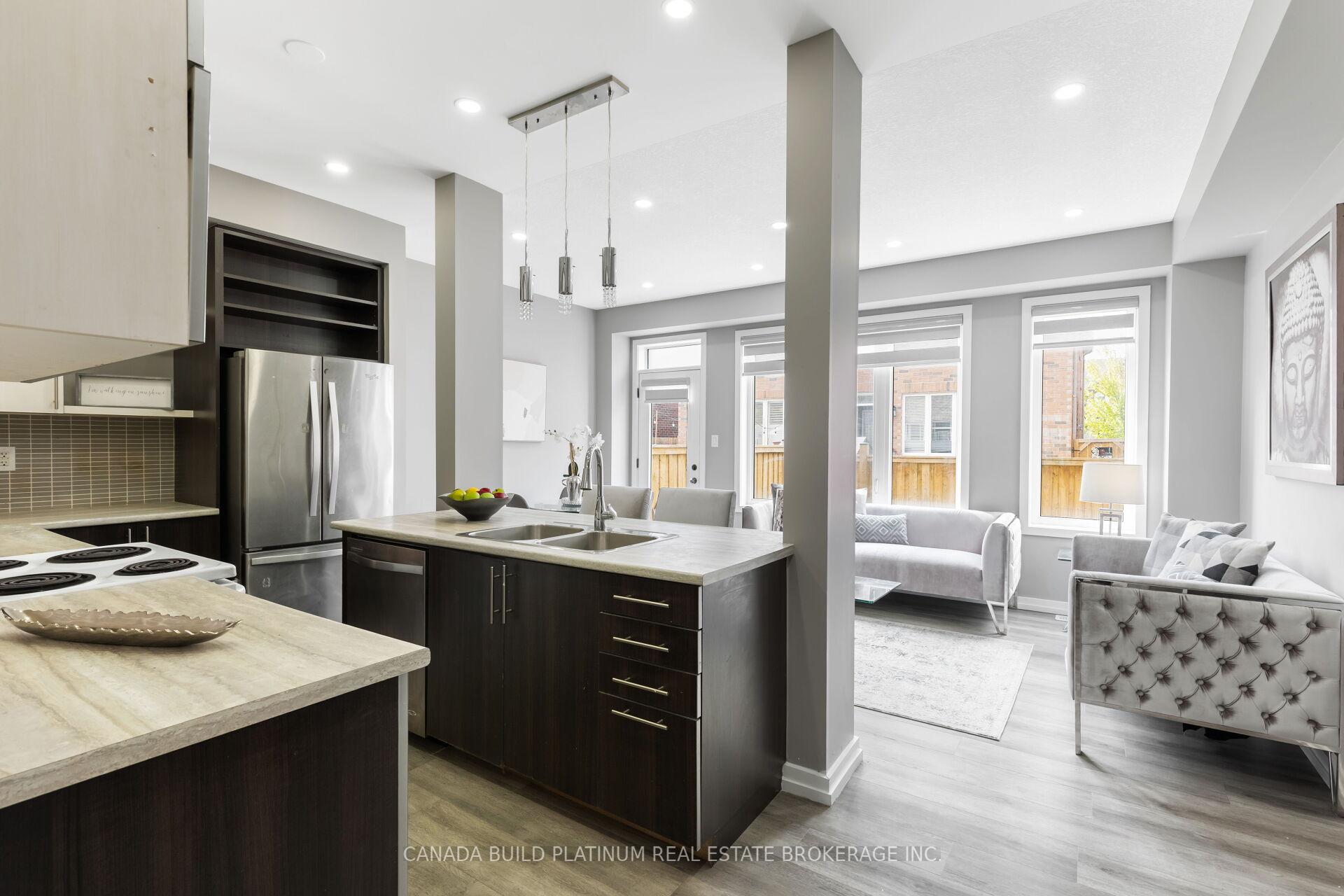 Photo 4 of 75 Baffin Crescent, Brampton, Northwest Brampton — HOMEH
