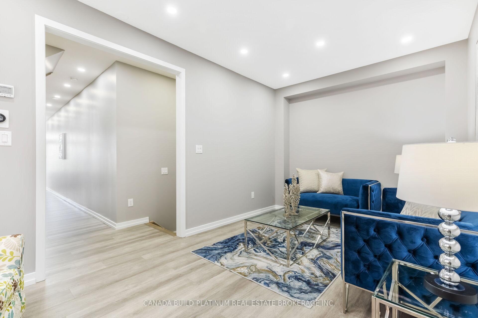 Photo 10 of 75 Baffin Crescent, Brampton, Northwest Brampton — HOMEH