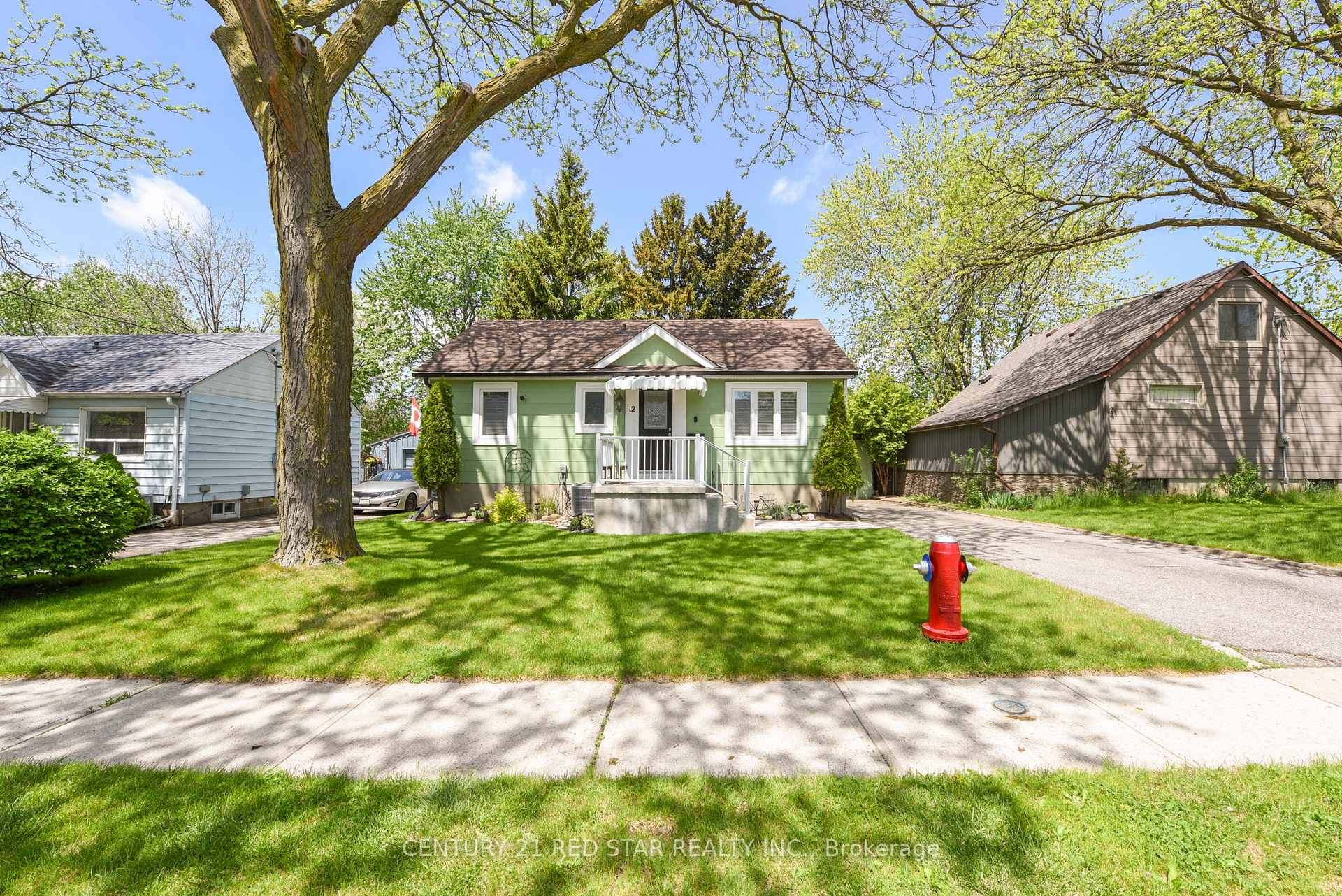 Photo 33 of 12 Rogers Road, Brampton, Brampton West — HOMEH