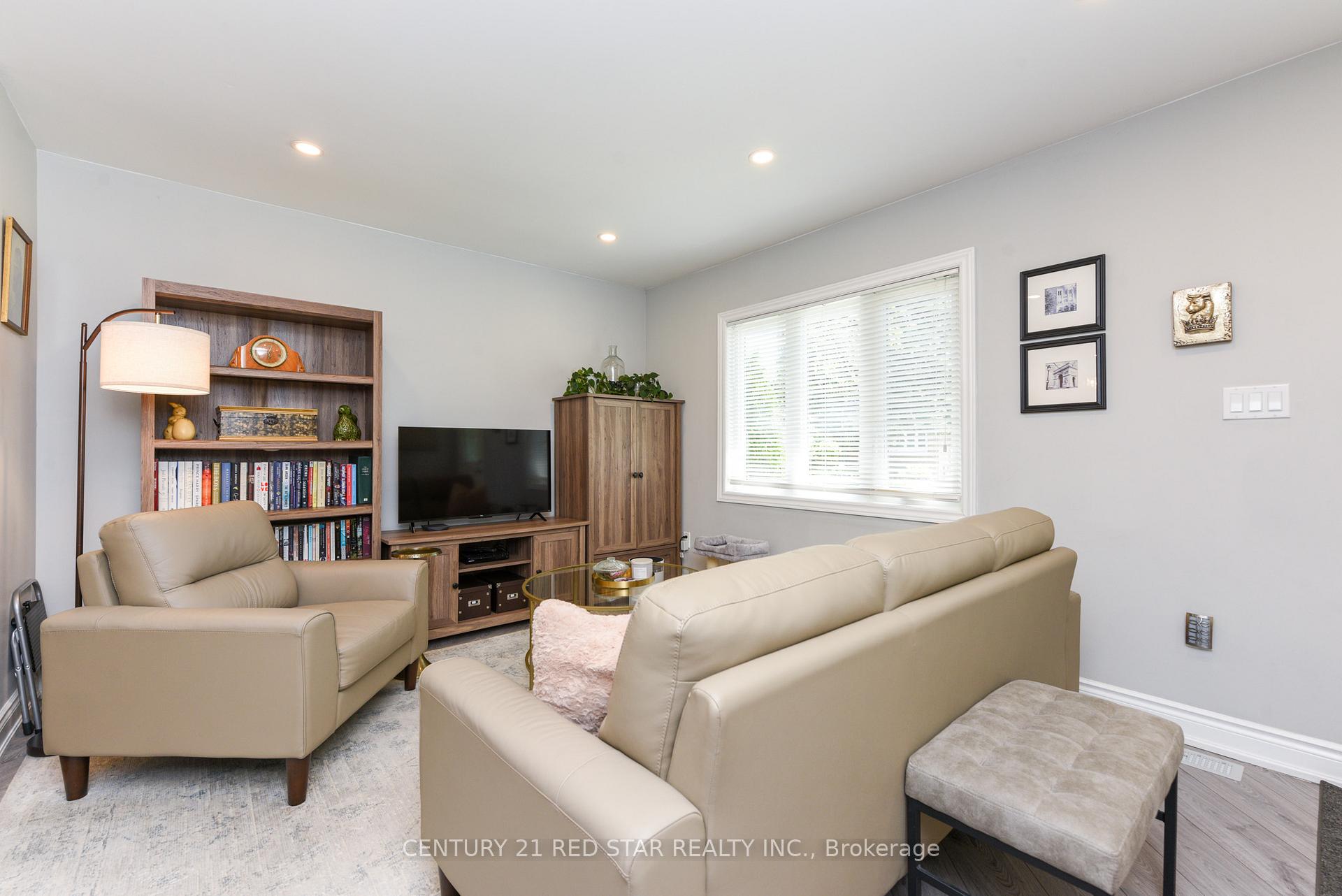 Photo 13 of 12 Rogers Road, Brampton, Brampton West — HOMEH