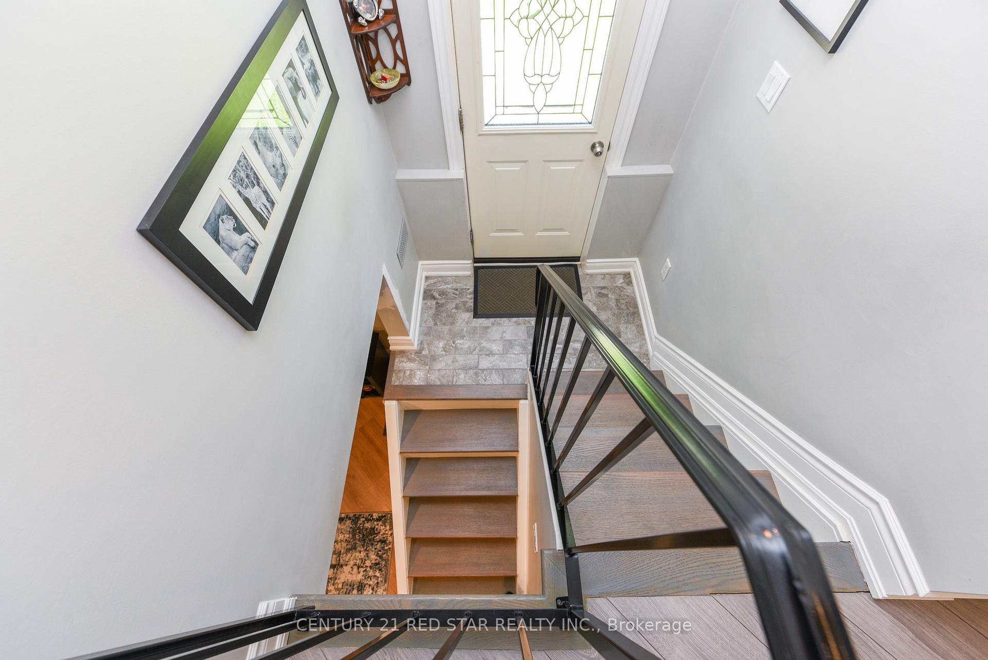 Photo 20 of 12 Rogers Road, Brampton, Brampton West — HOMEH