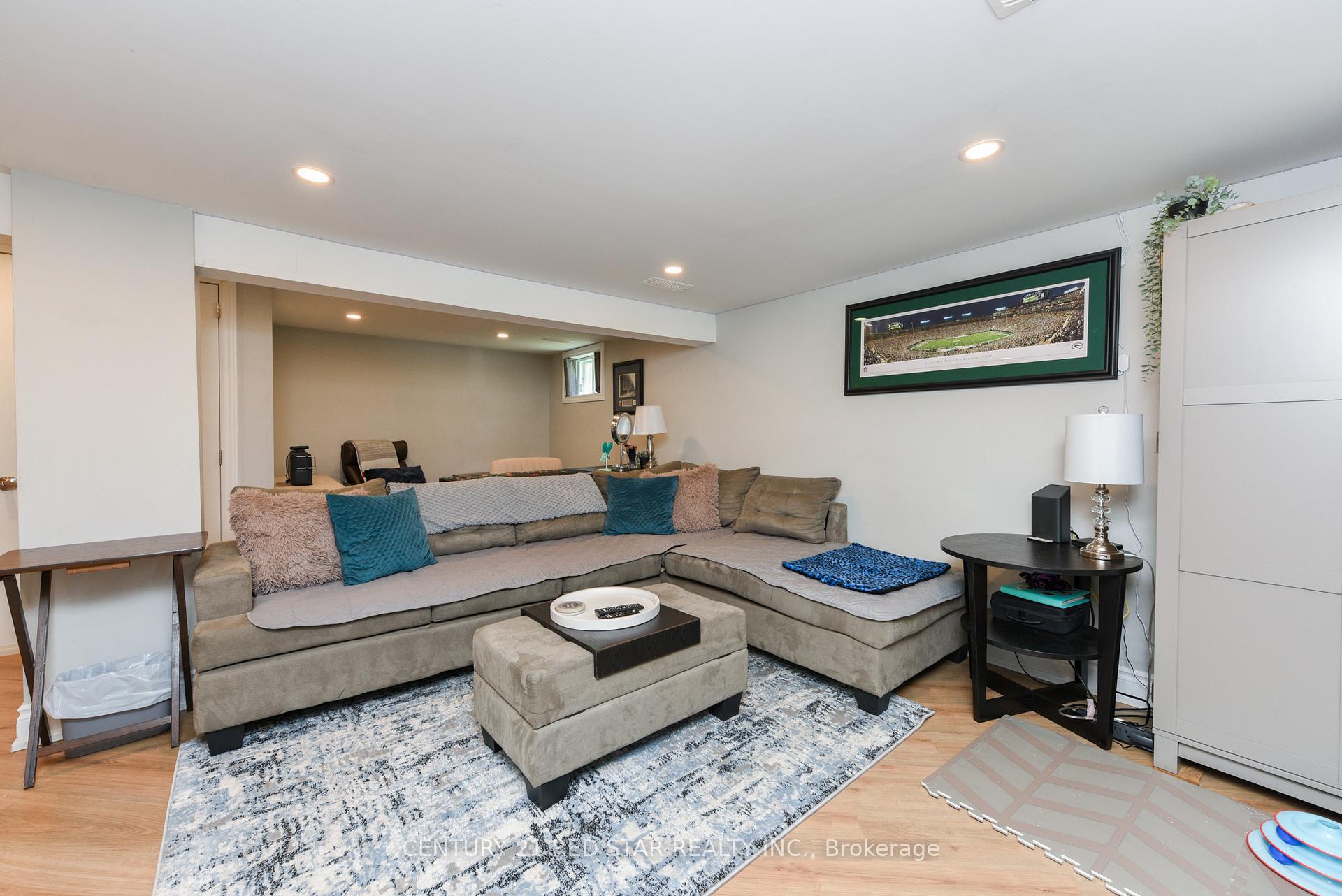 Photo 30 of 12 Rogers Road, Brampton, Brampton West — HOMEH