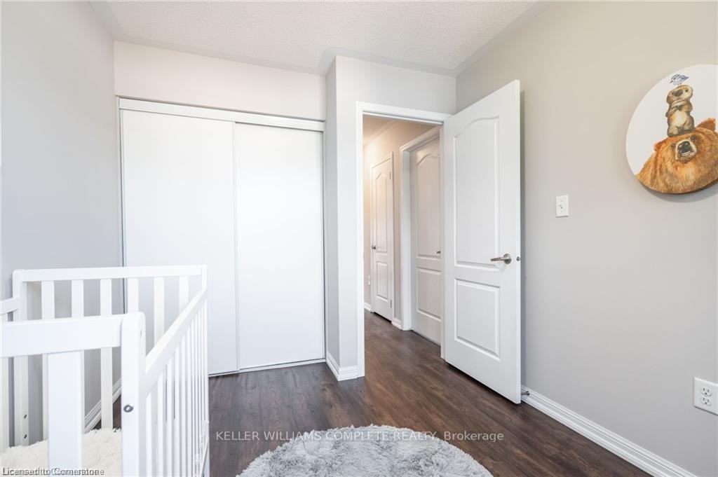 Photo 20 of 69 Hepworth Crescent, Hamilton, Meadowlands — HOMEH