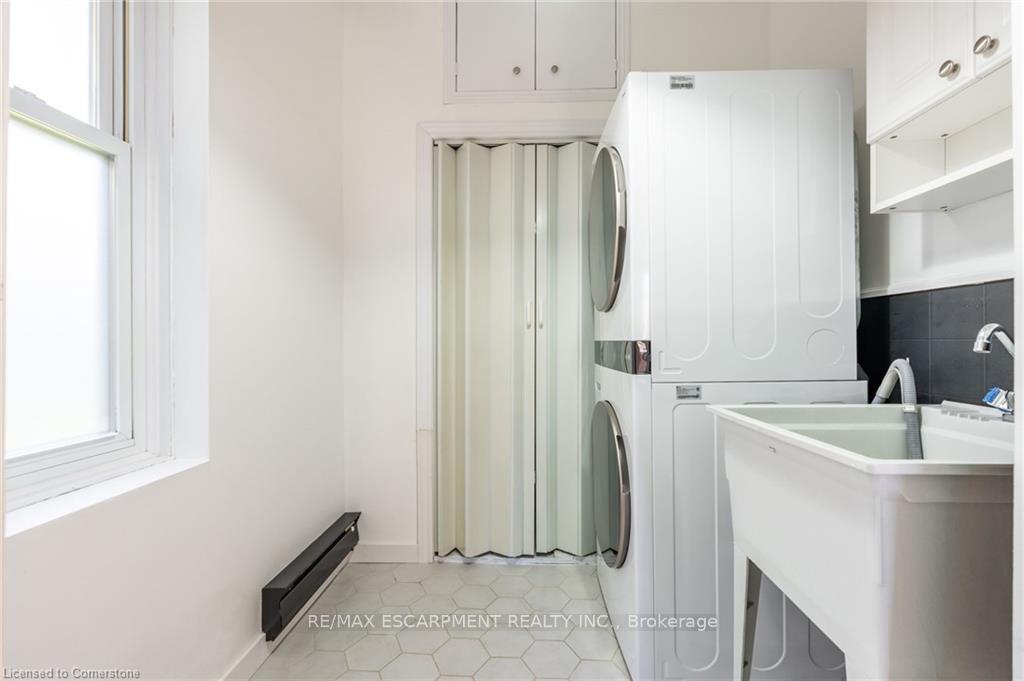 Photo 31 of 238 West 15th Street, Hamilton, Buchanan — HOMEH