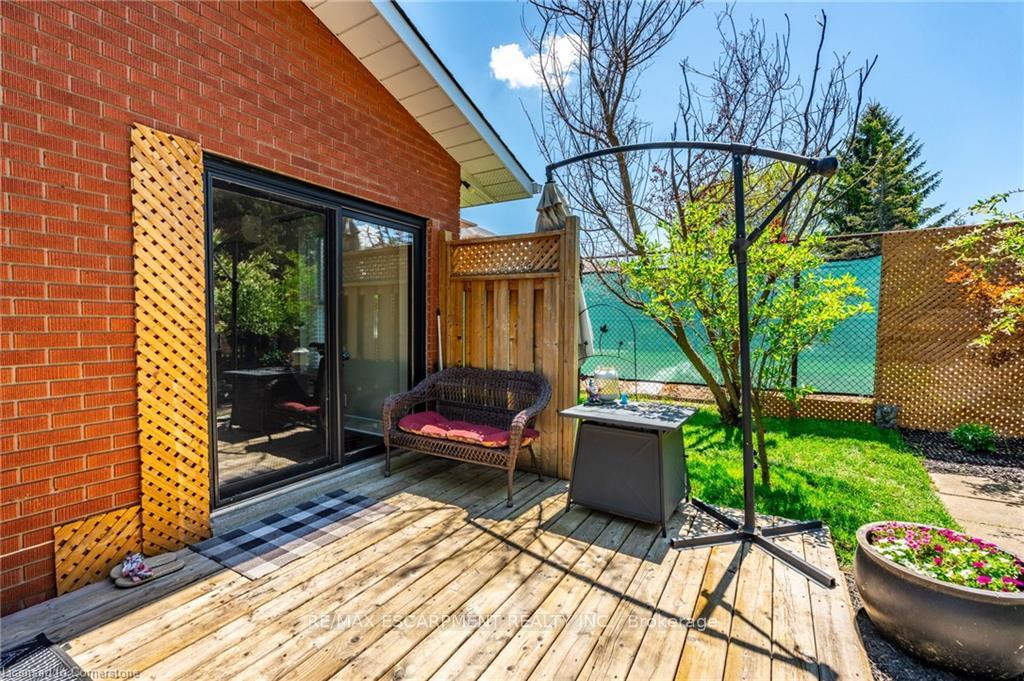 Photo 36 of 238 West 15th Street, Hamilton, Buchanan — HOMEH