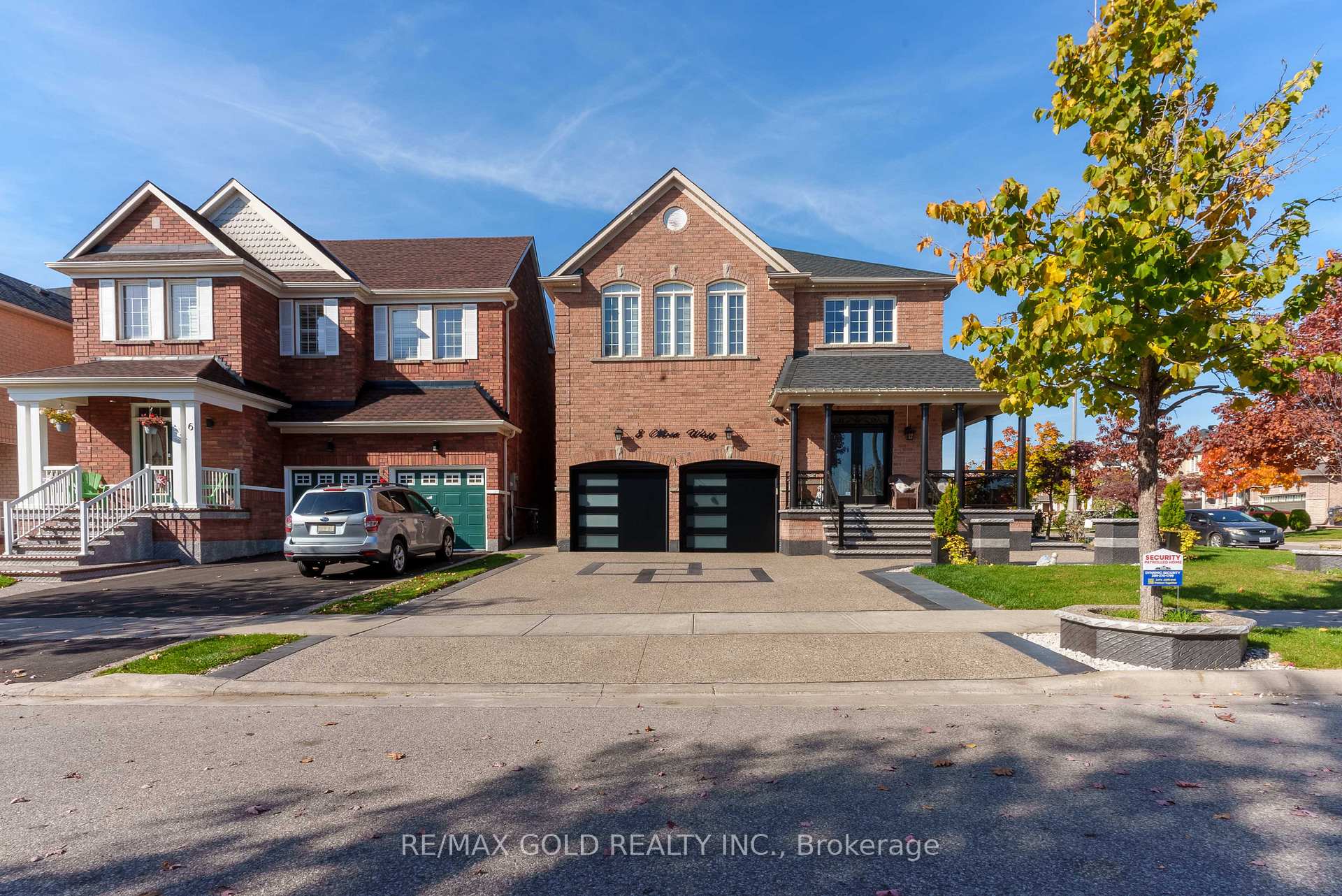Photo 1 of 8 Moss Way, Brampton, Sandringham-Wellington — HOMEH