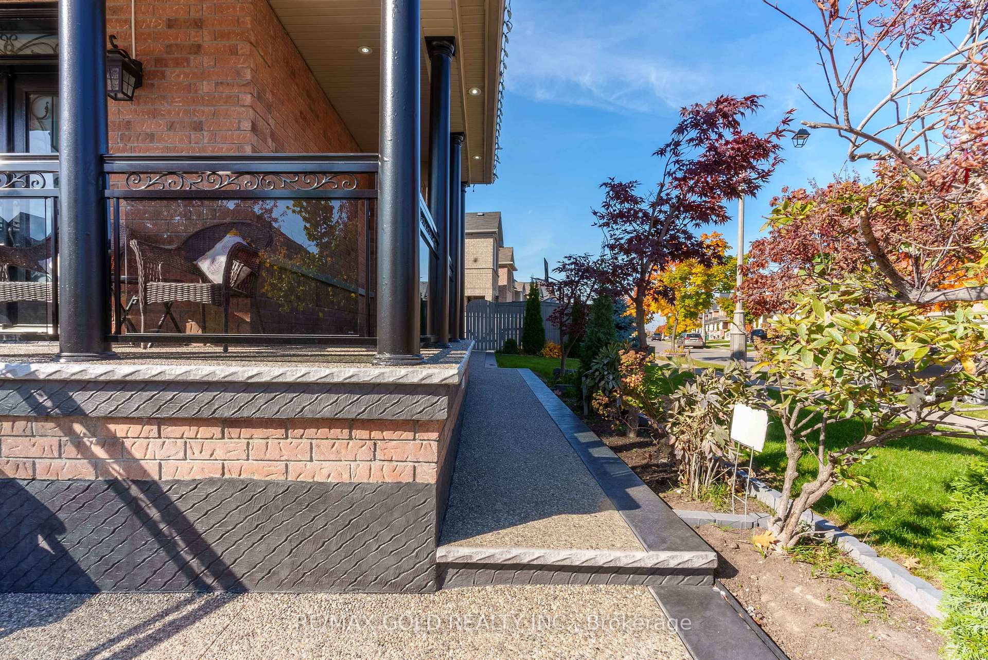 Photo 5 of 8 Moss Way, Brampton, Sandringham-Wellington — HOMEH